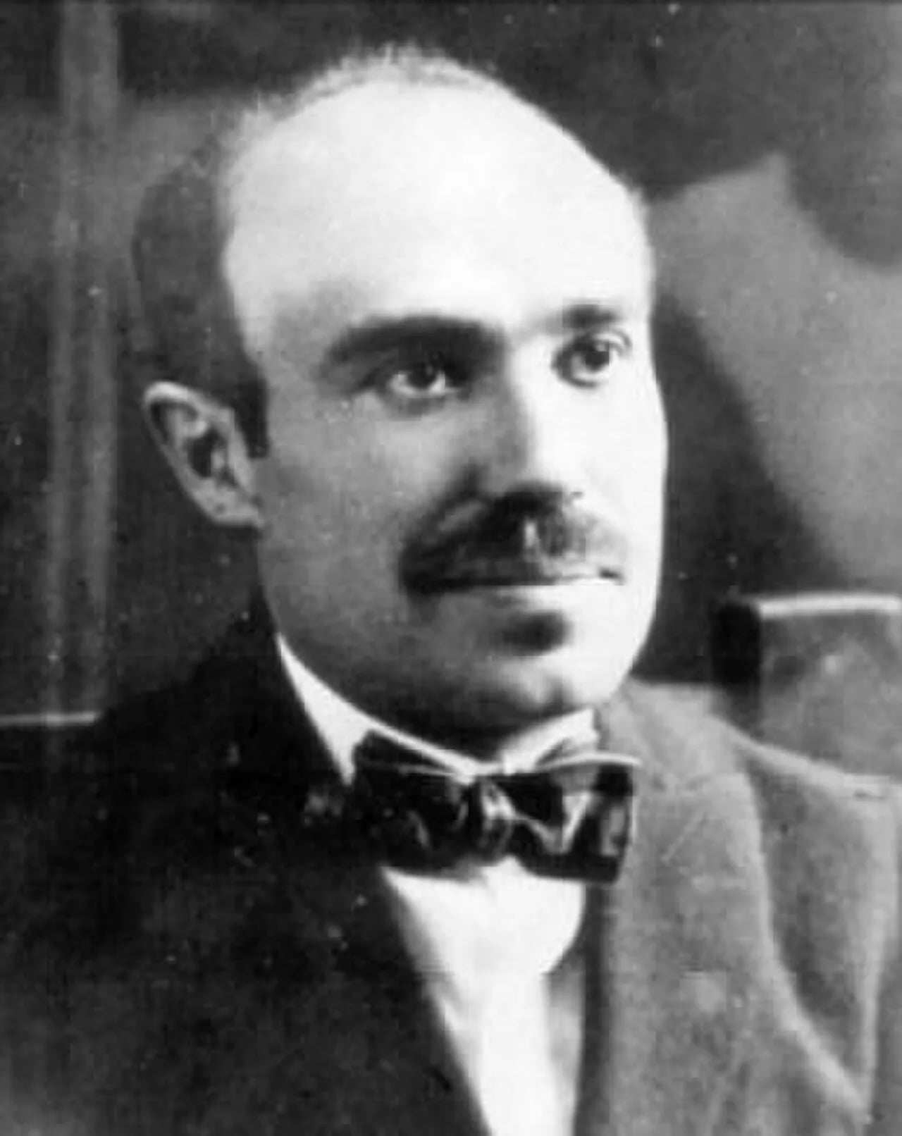 Portrait of Mariano Silva y Aceves (1887–1937) – memorial page