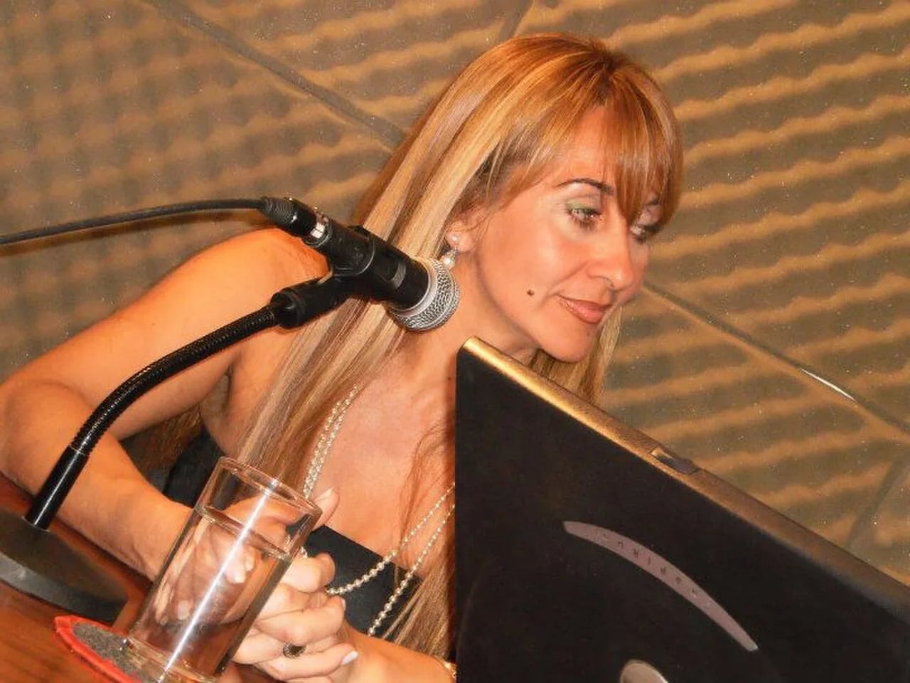 Porträt von Mónica Ferrari (1965–2013) – Gedenkseite