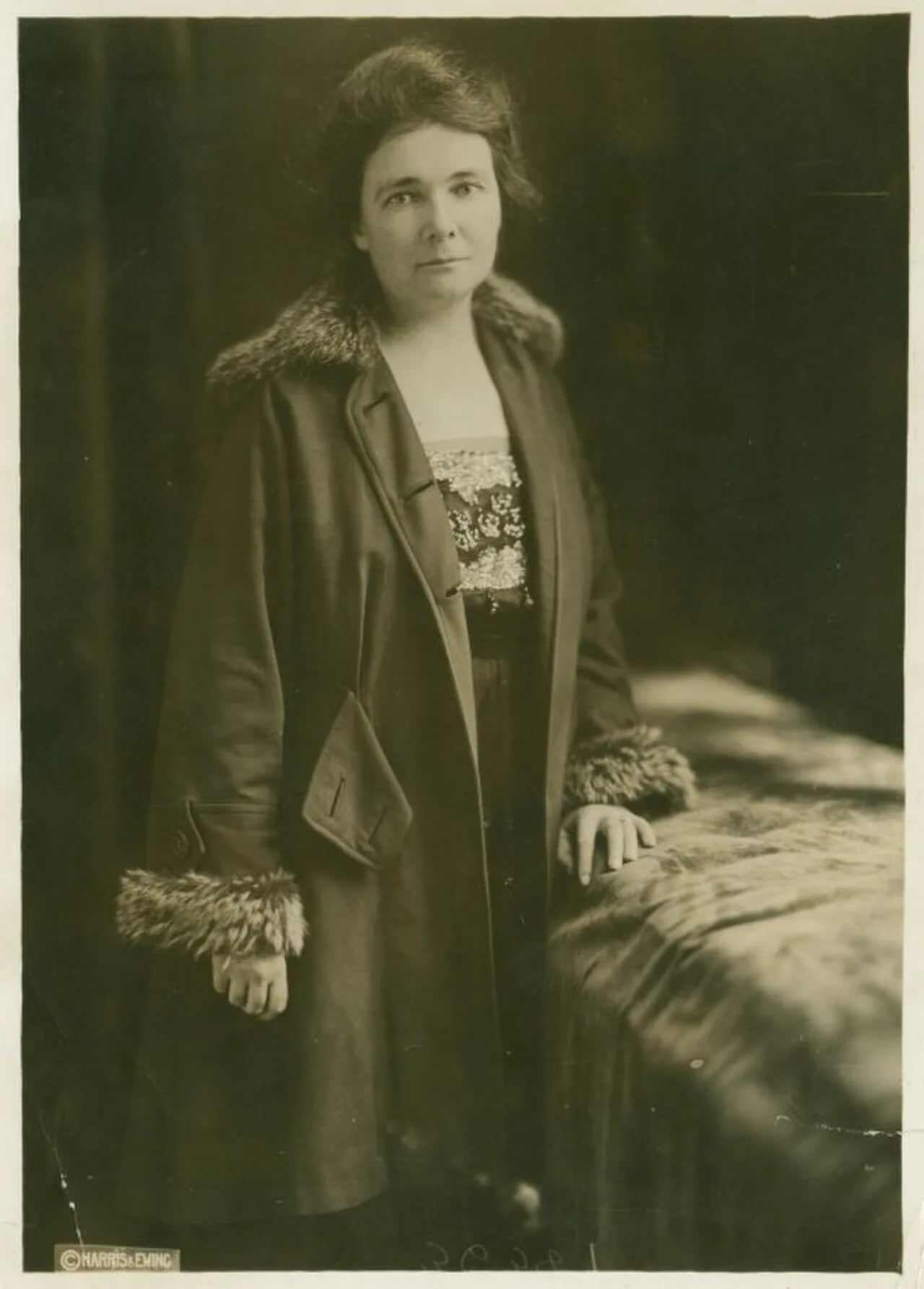 Portrait of Anna Martin (1843–1925) – memorial page