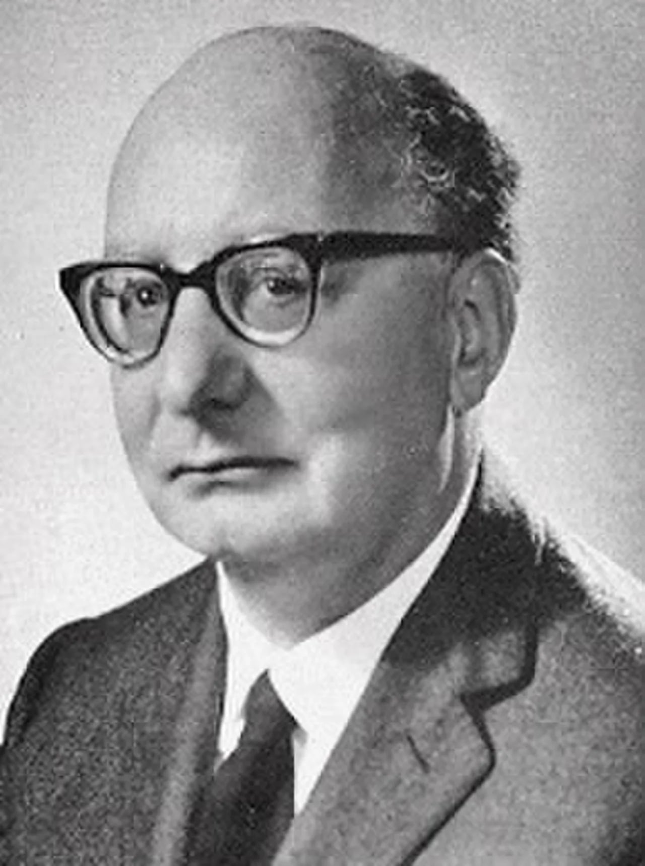 Portrait of Oronzo Reale (1902–1988) – memorial page