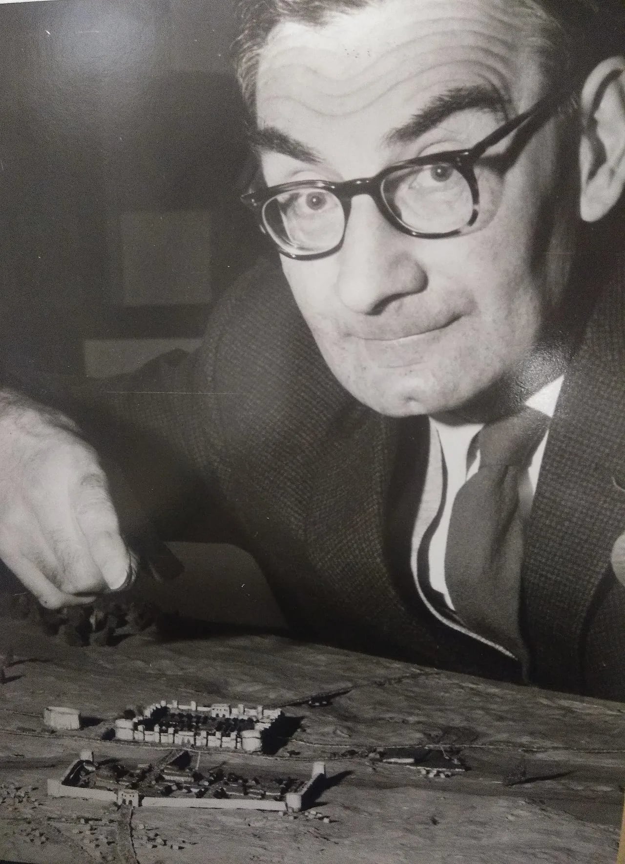 Porträt von Leslie Peter Wenham (1911–1990) – Gedenkseite