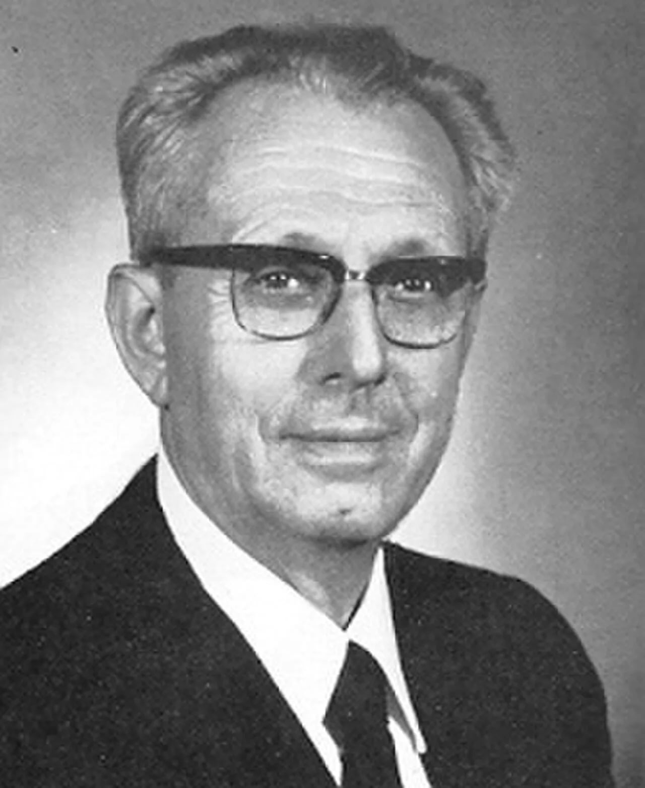 Porträt von Mario Martinelli (1906–2001) – Gedenkseite