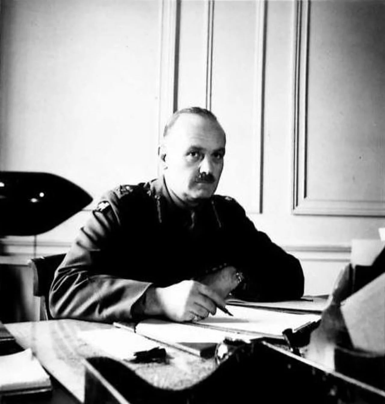 Portrait of Reginald Kerr (1897–1974) – memorial page