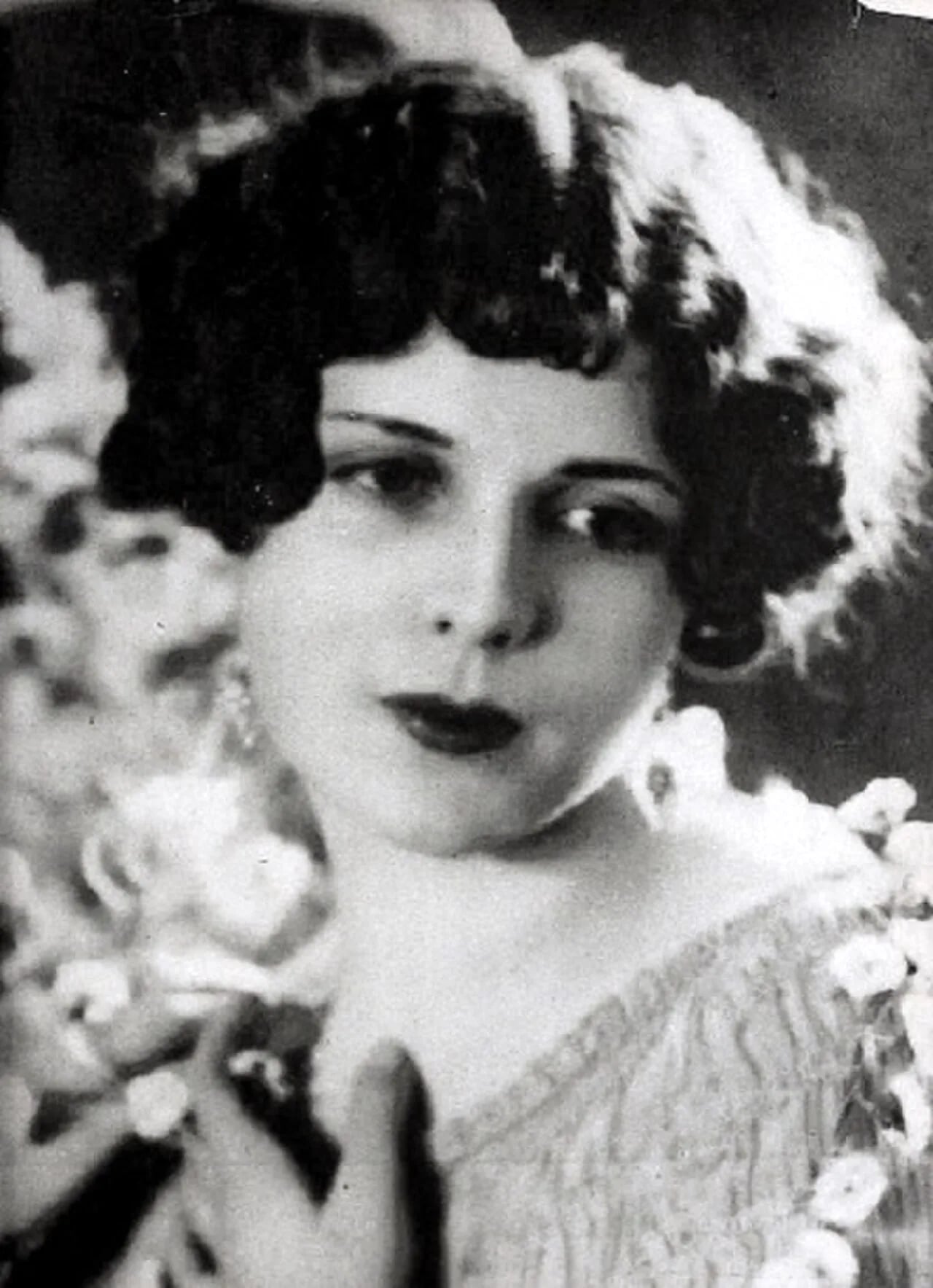 Portrait of Marie Mosquini (1899–1983) – memorial page