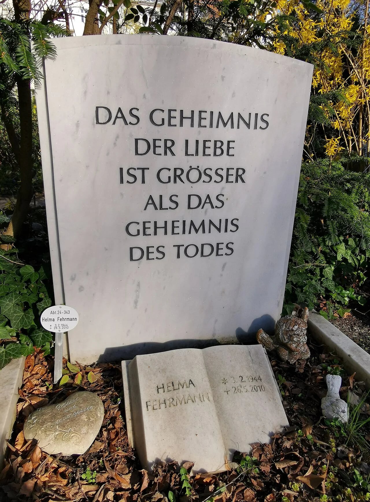 Porträt von Helma Fehrmann (1944–2010) – Gedenkseite