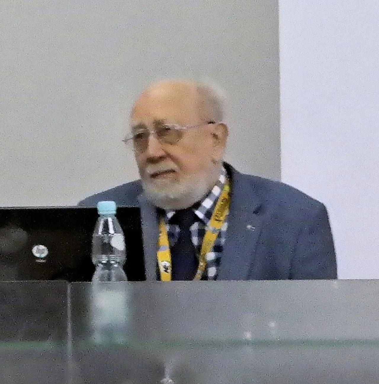 Porträt von Antoni Smuszkiewicz (1938–2021) – Gedenkseite