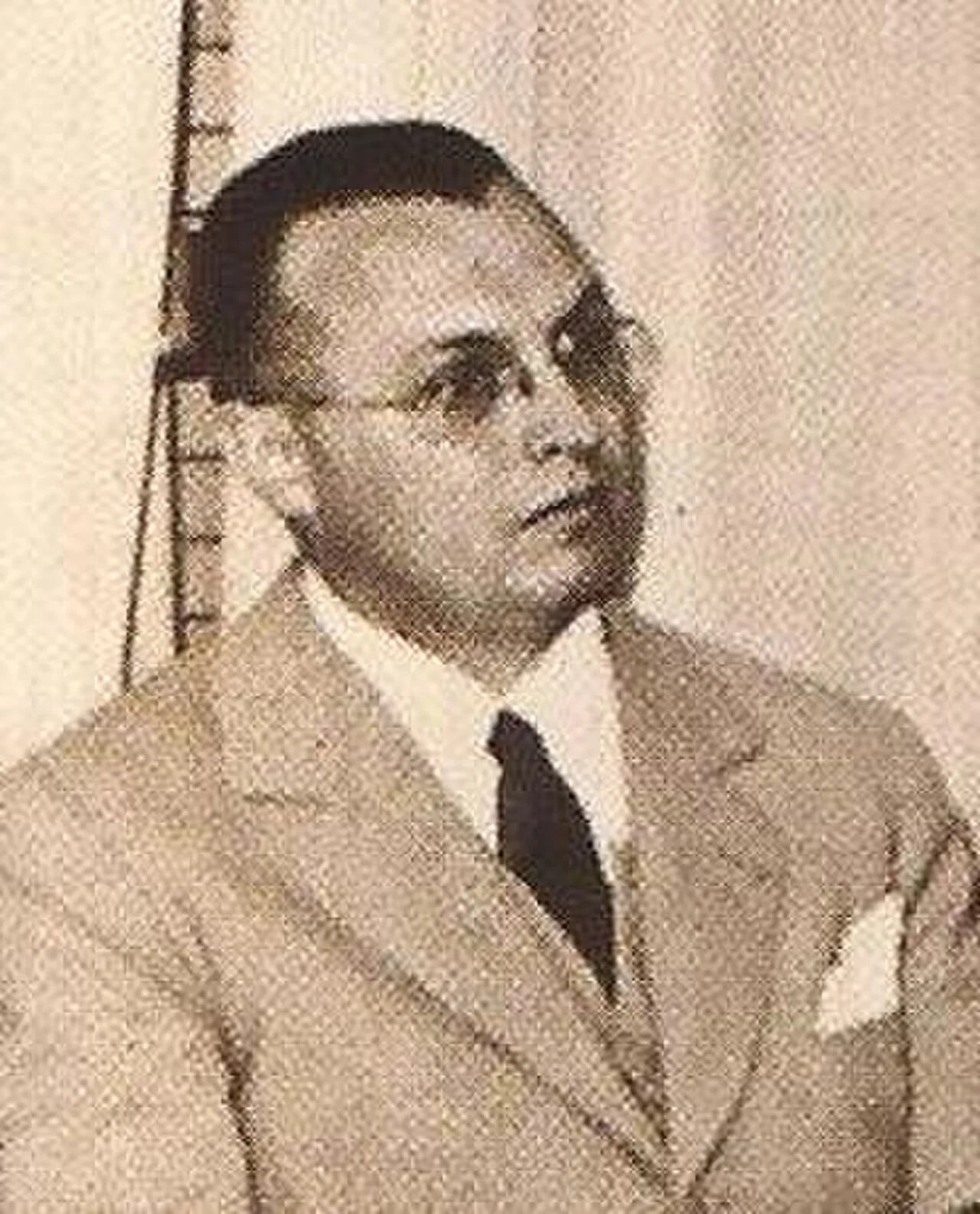 Portrait of Raúl Mendé (1918–1963) – memorial page