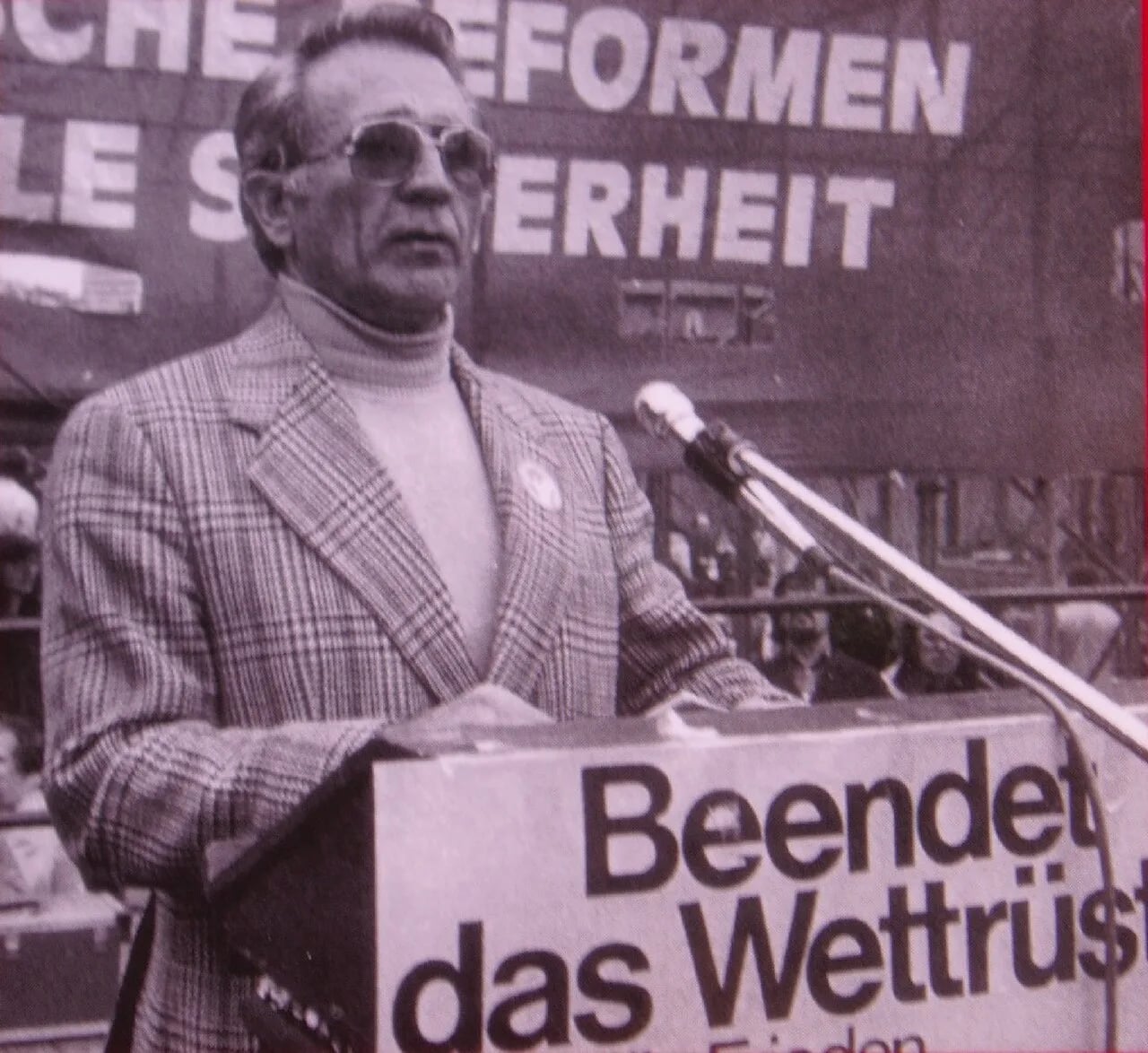 Porträt von Lorenz Knorr (1921–2018) – Gedenkseite