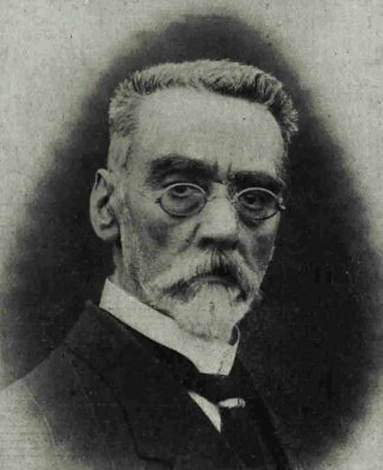 Porträt von Francesc de Paula Sànchez i Cavagnach (1845–1918) – Gedenkseite