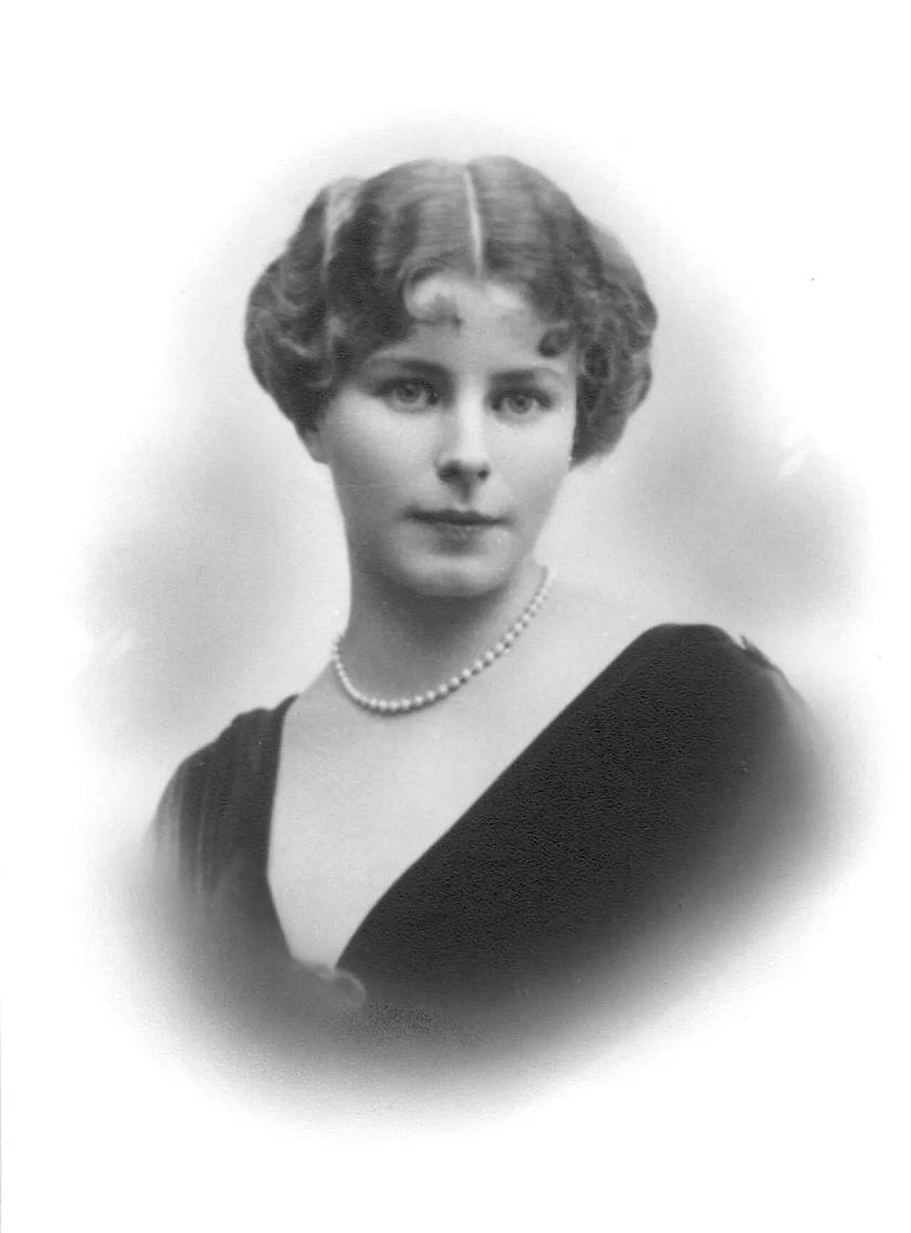 Portrait of Alice Habsburg (1889–1985) – memorial page
