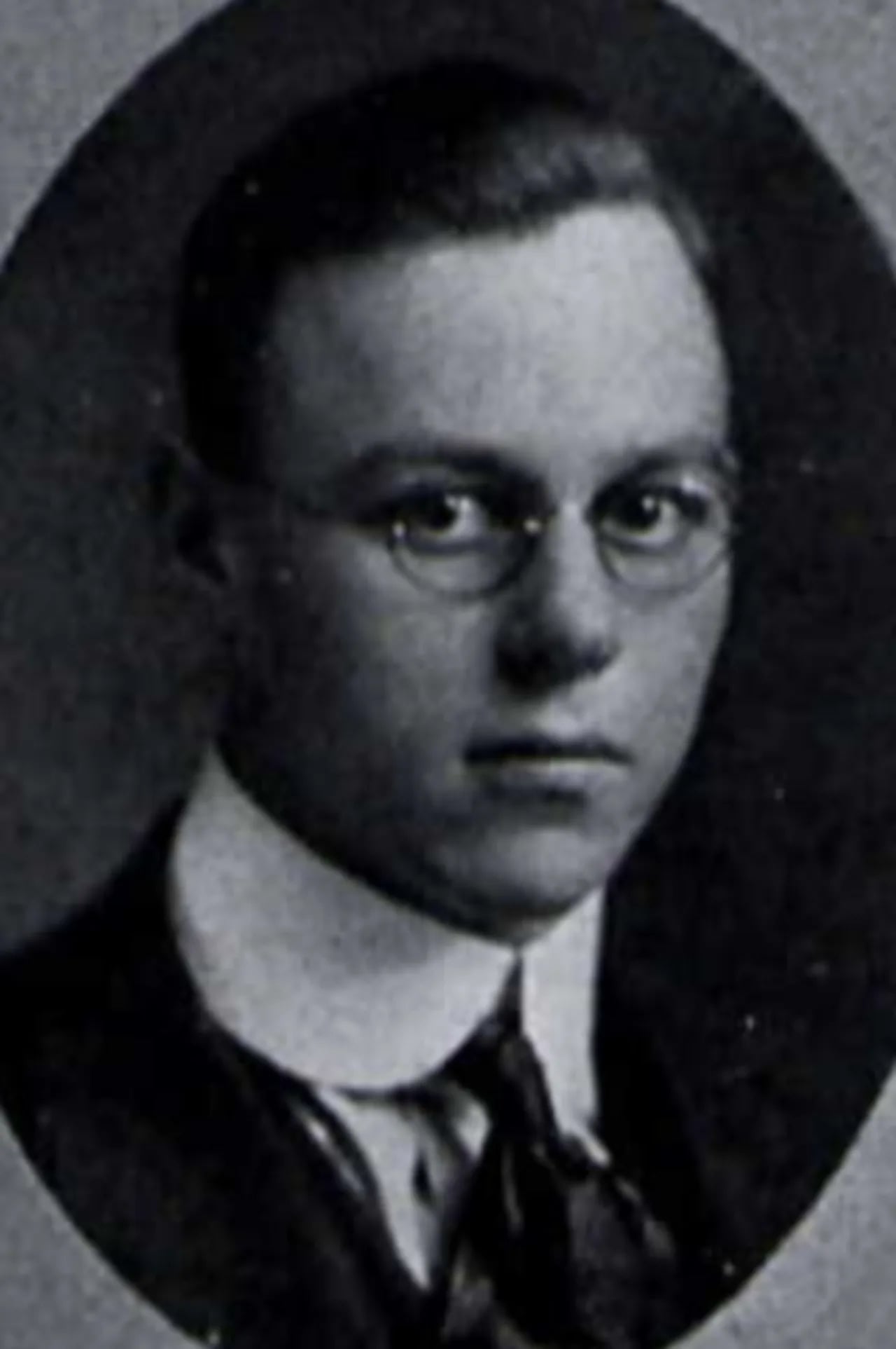Portrait of Charles Bolen (1894–1953) – memorial page