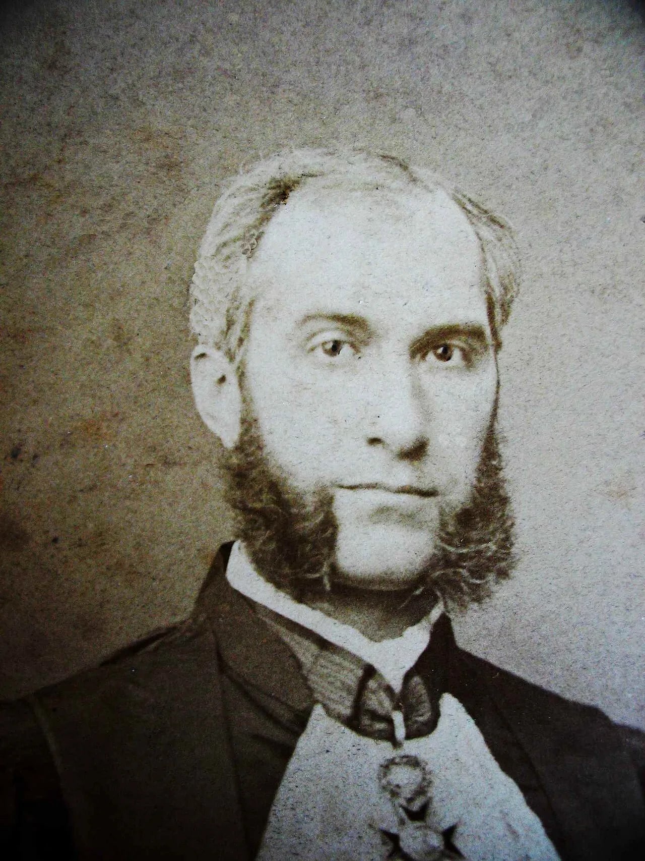 Porträt von Félix de Roquefeuil (1833–1893) – Gedenkseite