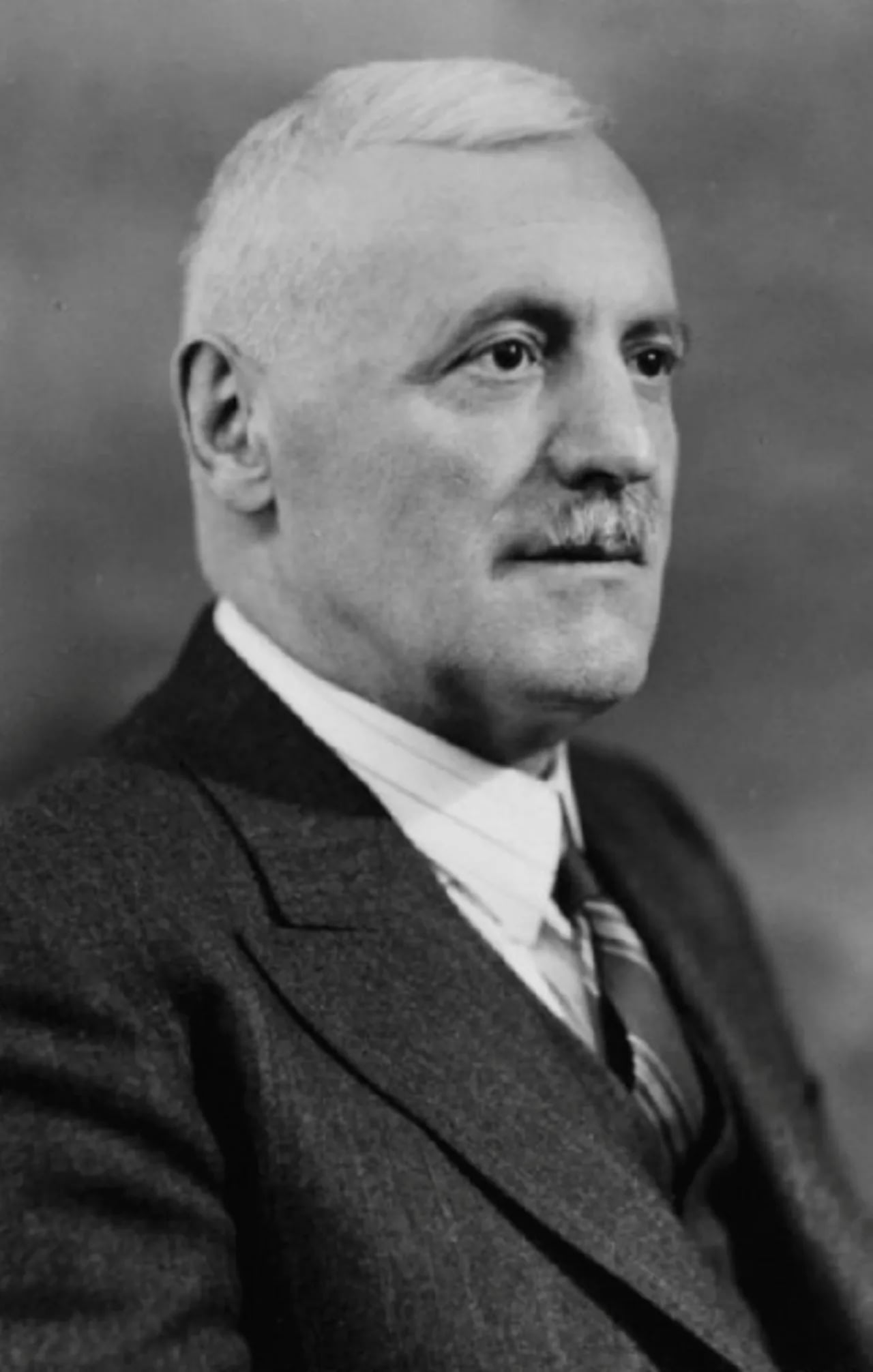 Portrait of Louis-Joseph Moreault (1882–1943) – memorial page