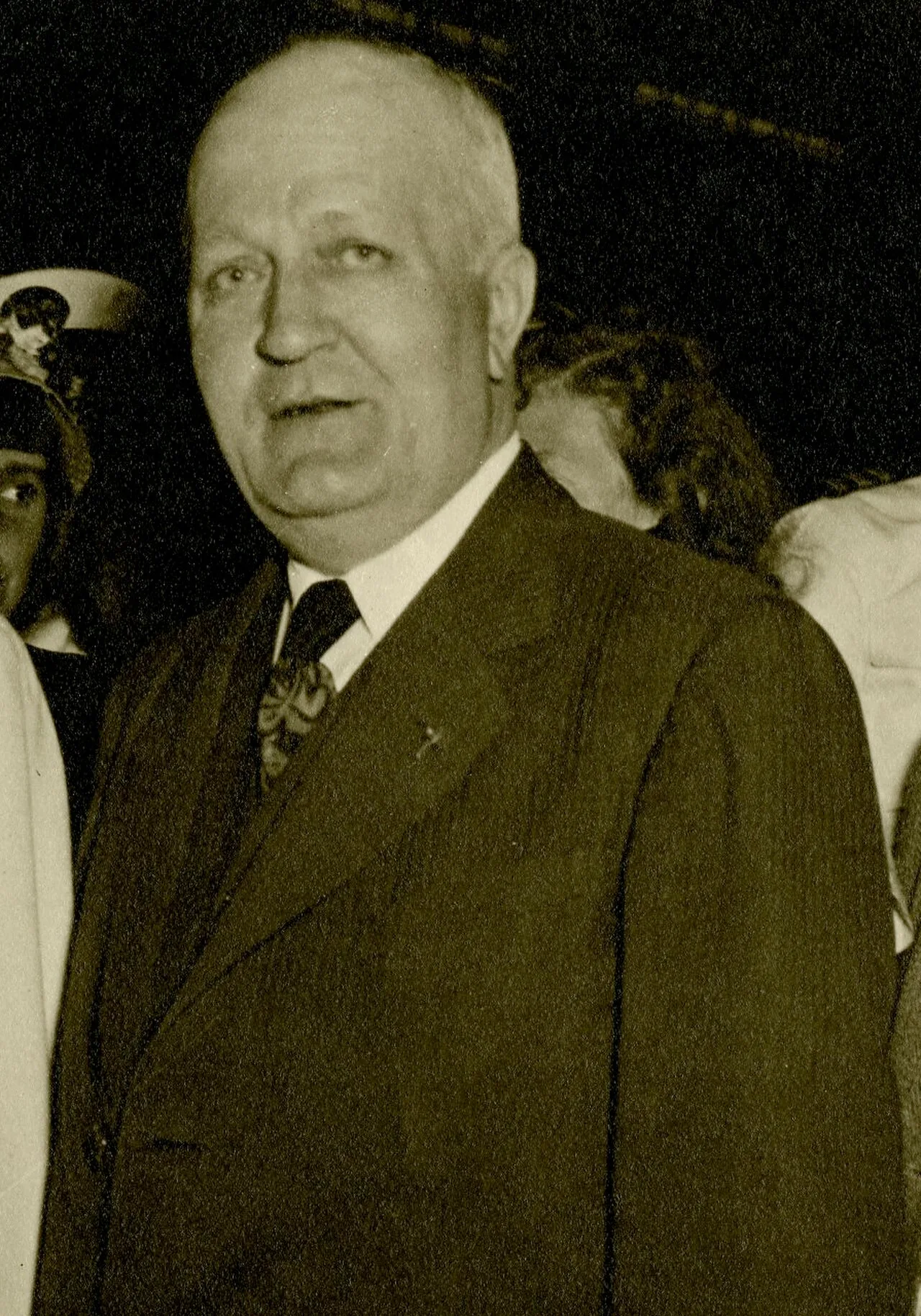 Portrait of Charles M. Dale (1893–1978) – memorial page