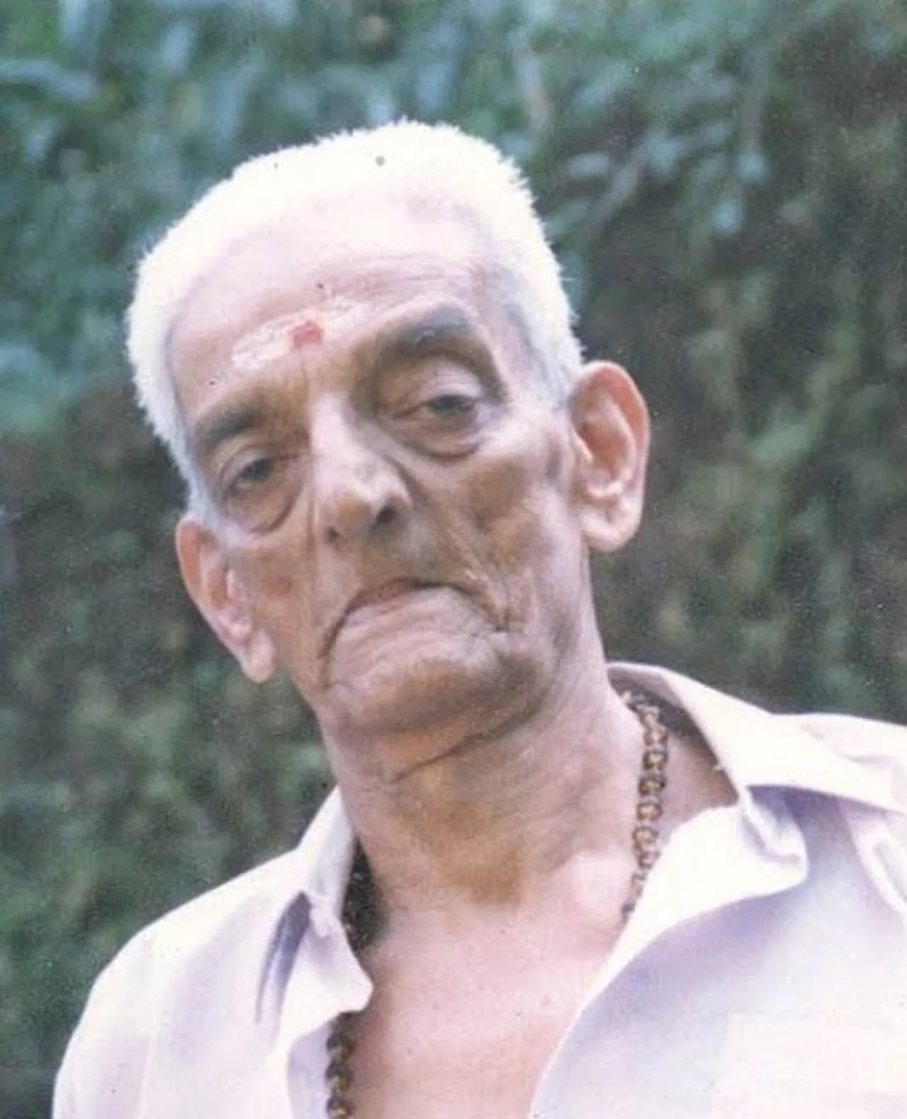 Porträt von Unnikrishnan Namboothiri (1922–2021) – Gedenkseite