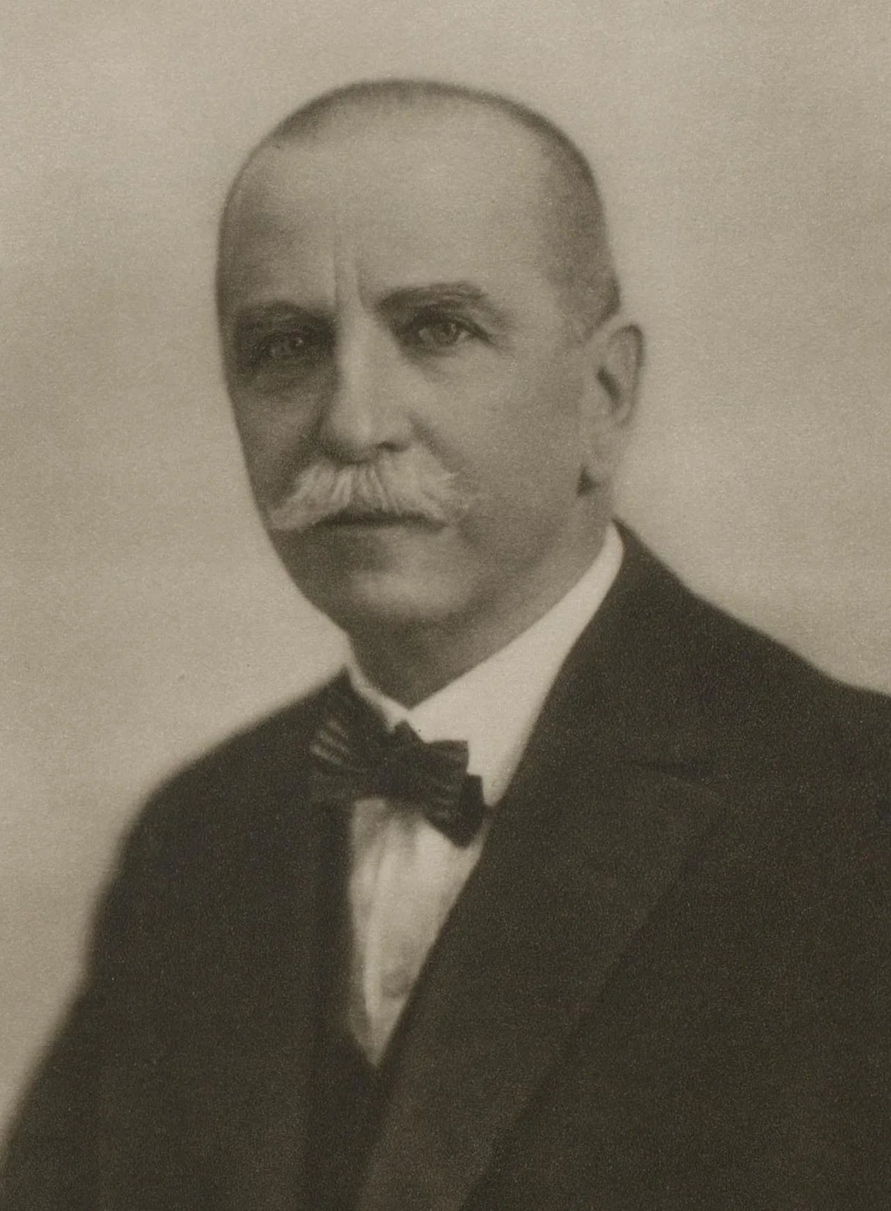 Portrait of Alfred Bornmüller (1868–1947) – memorial page