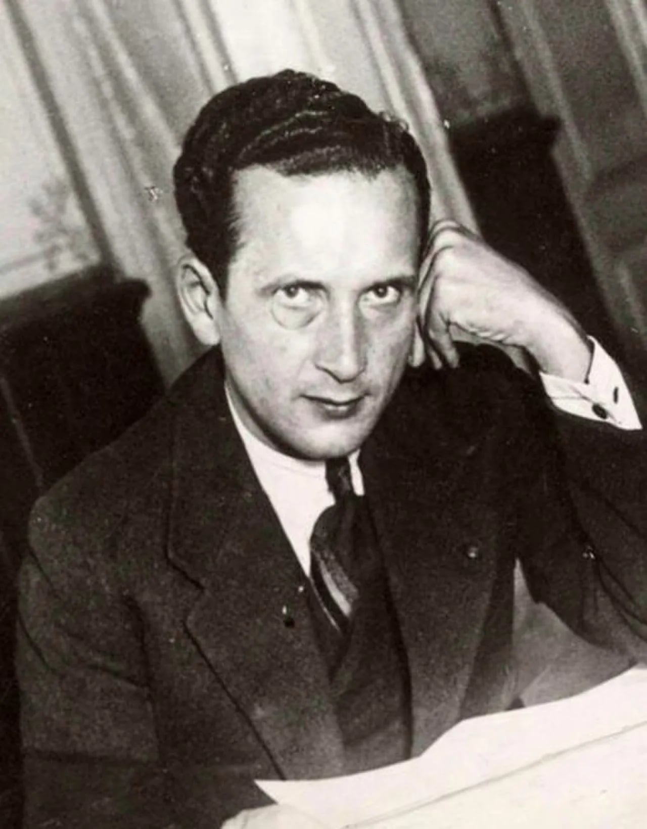 Porträt von Boris Michailowitsch Skossyrew (1896–1989) – Gedenkseite