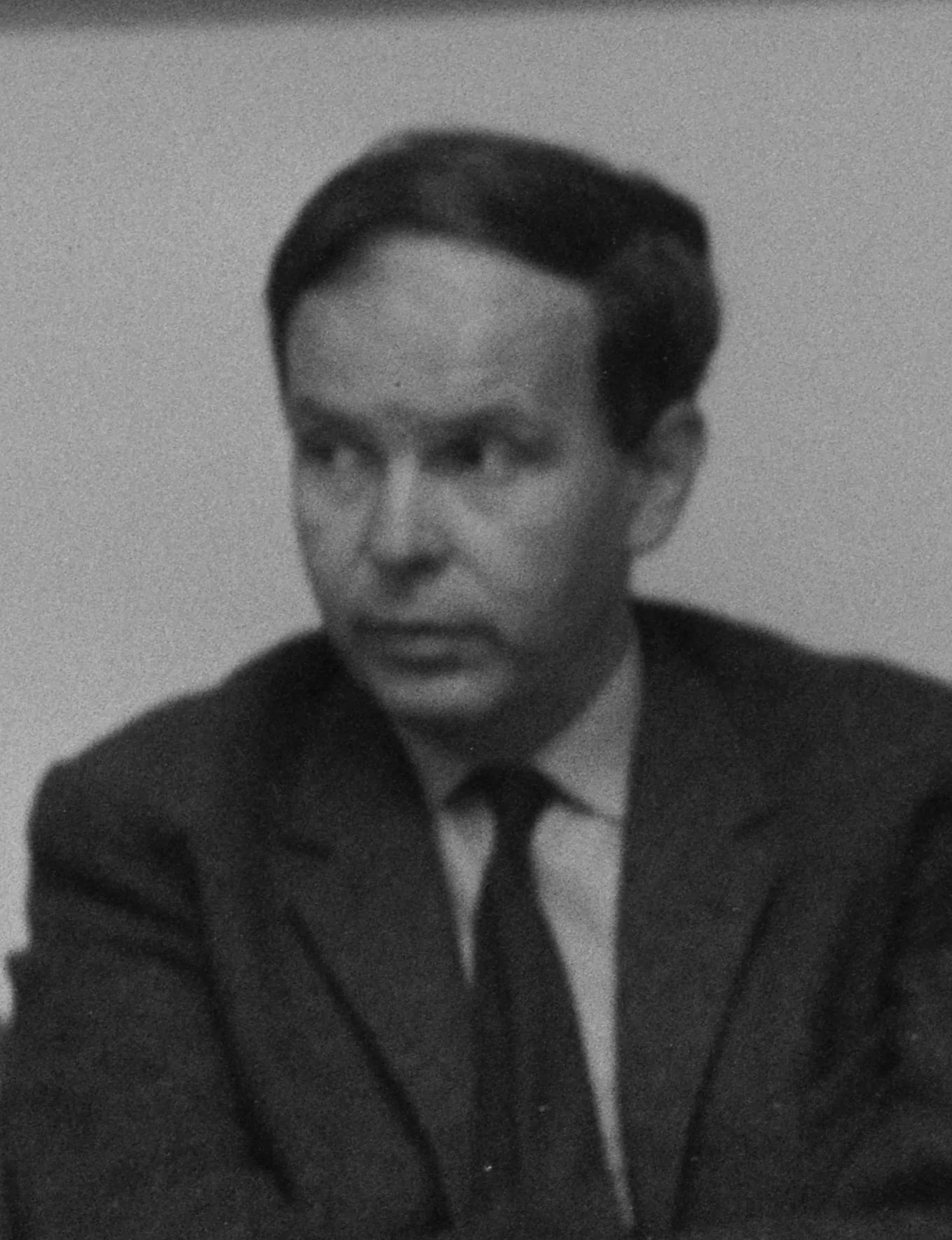 Portrait of Helge Seip (1919–2004) – memorial page
