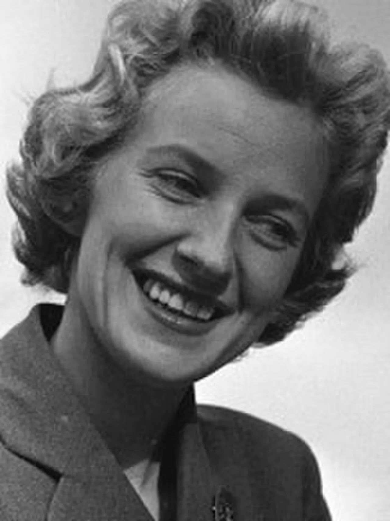 Porträt von Sølvi Wang (1929–2011) – Gedenkseite