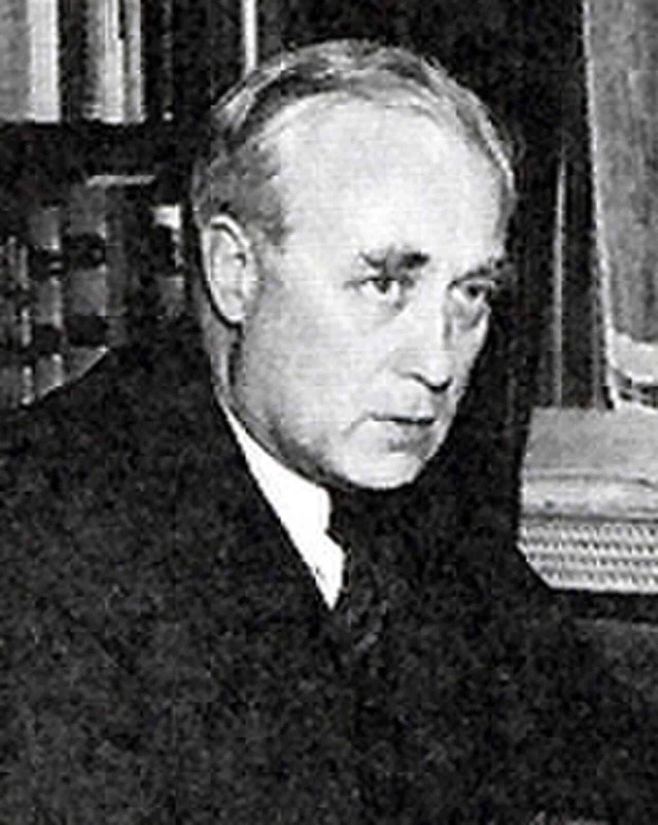 Portrait of Nils Ahnlund (1889–1957) – memorial page