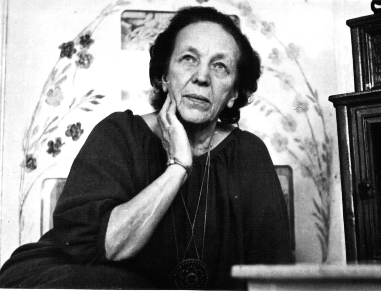 Portrait of Ingeborg Refling Hagen (1895–1989) – memorial page