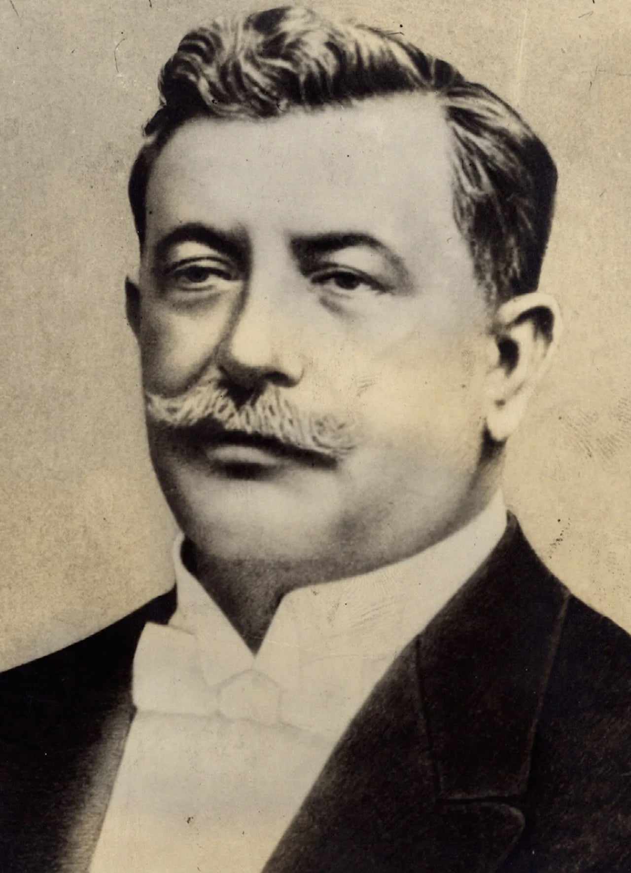 Porträt von Delmiro Augusto da Cruz Gouveia (1863–1917) – Gedenkseite