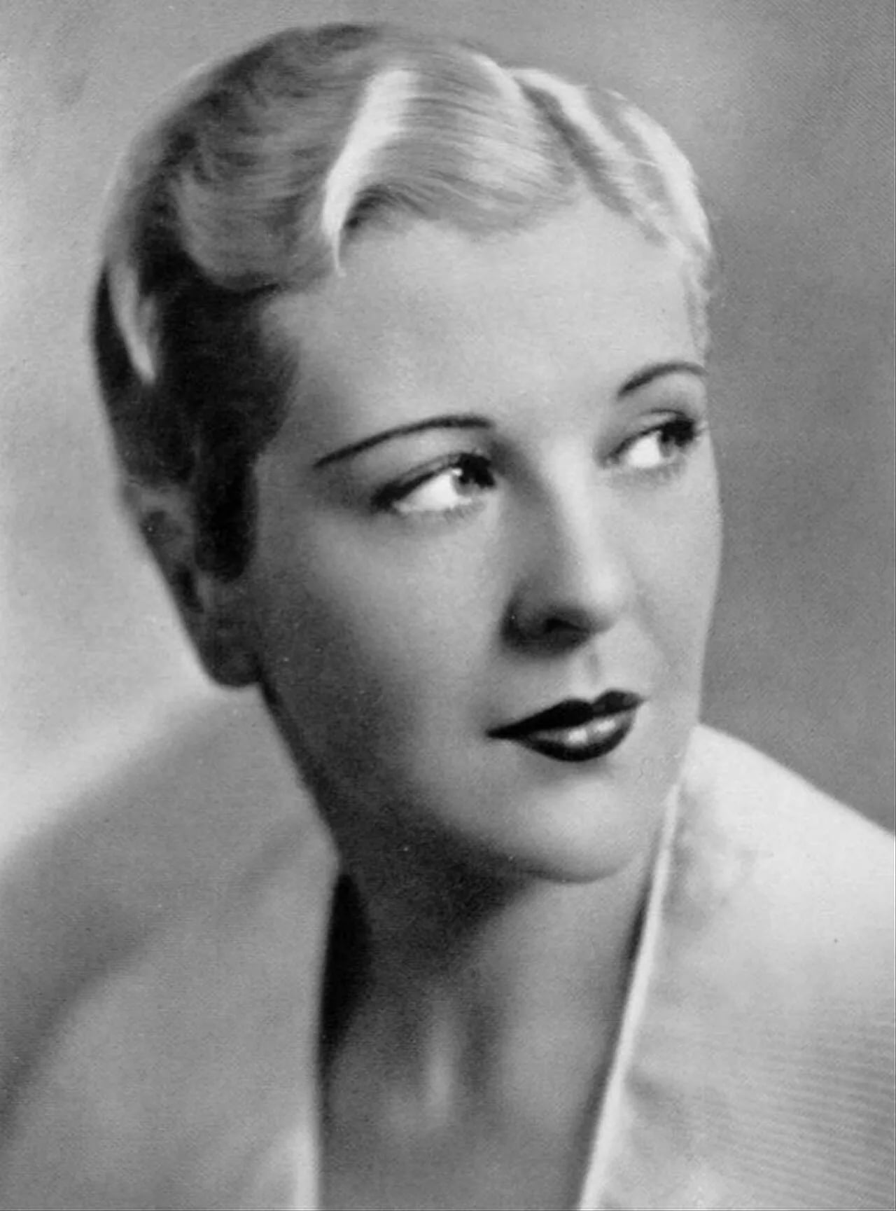 Portrait of Natalie Moorhead (1901–1992) – memorial page