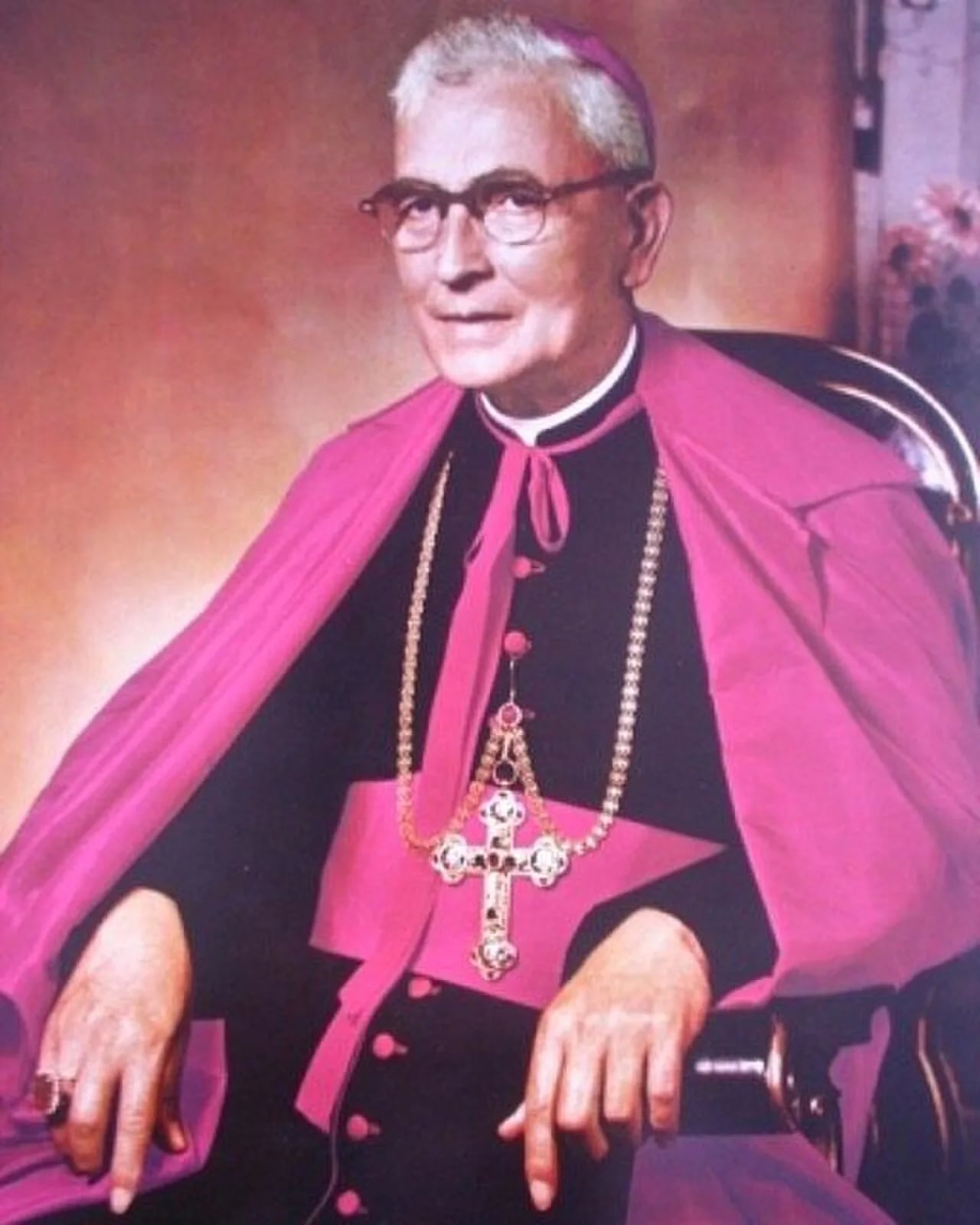 Portrait of Mariano Rossell y Arellano (1894–1964) – memorial page
