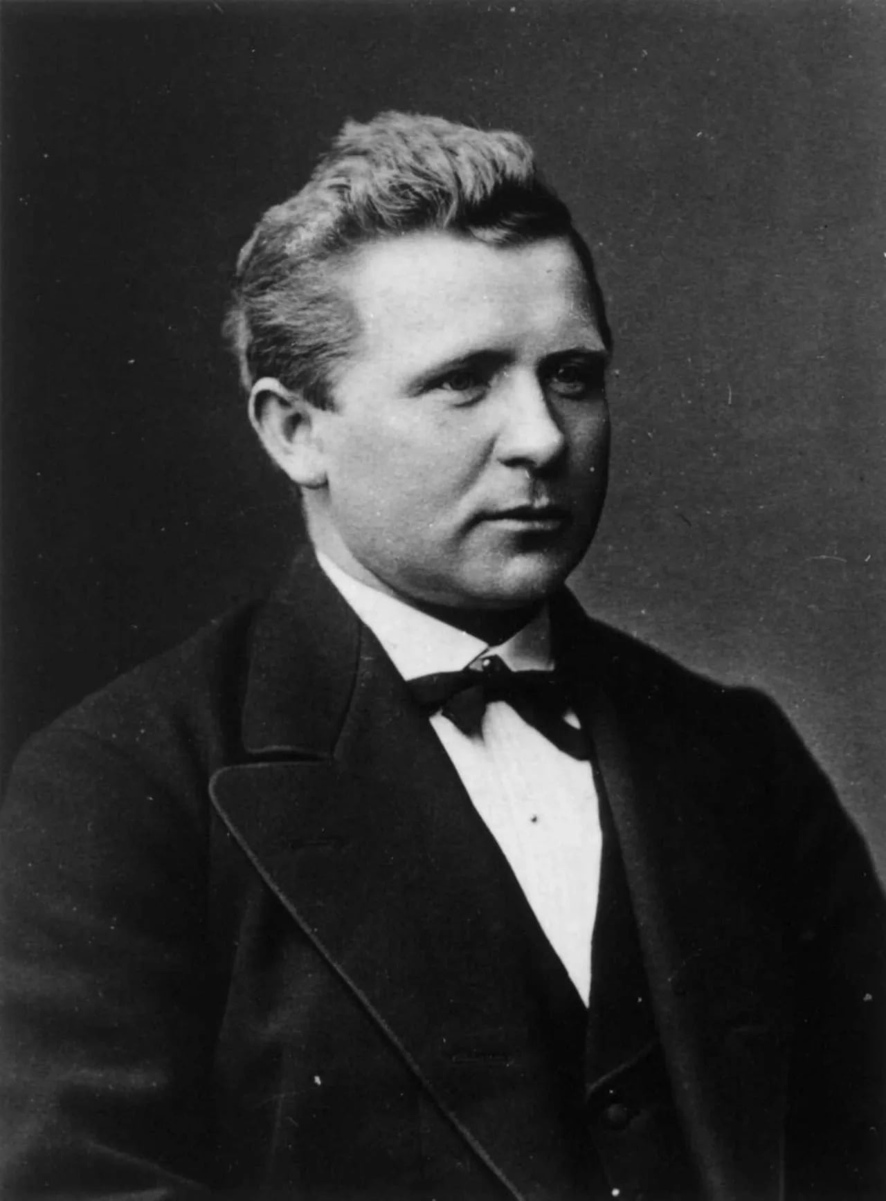 Portrait of Ole Andreas Furu (1841–1925) – memorial page