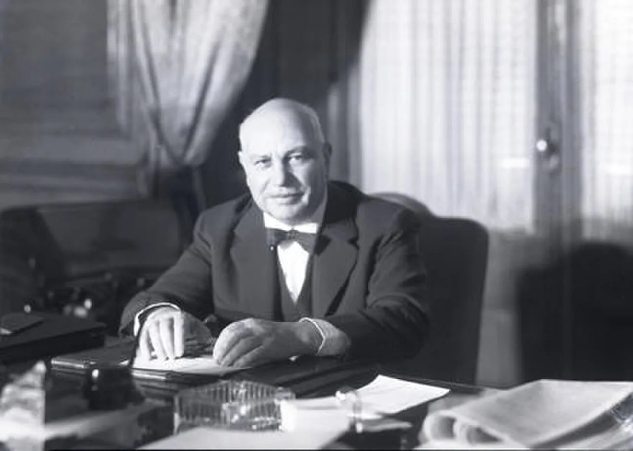 Porträt von Eduardo B. Busso (1898–1983) – Gedenkseite