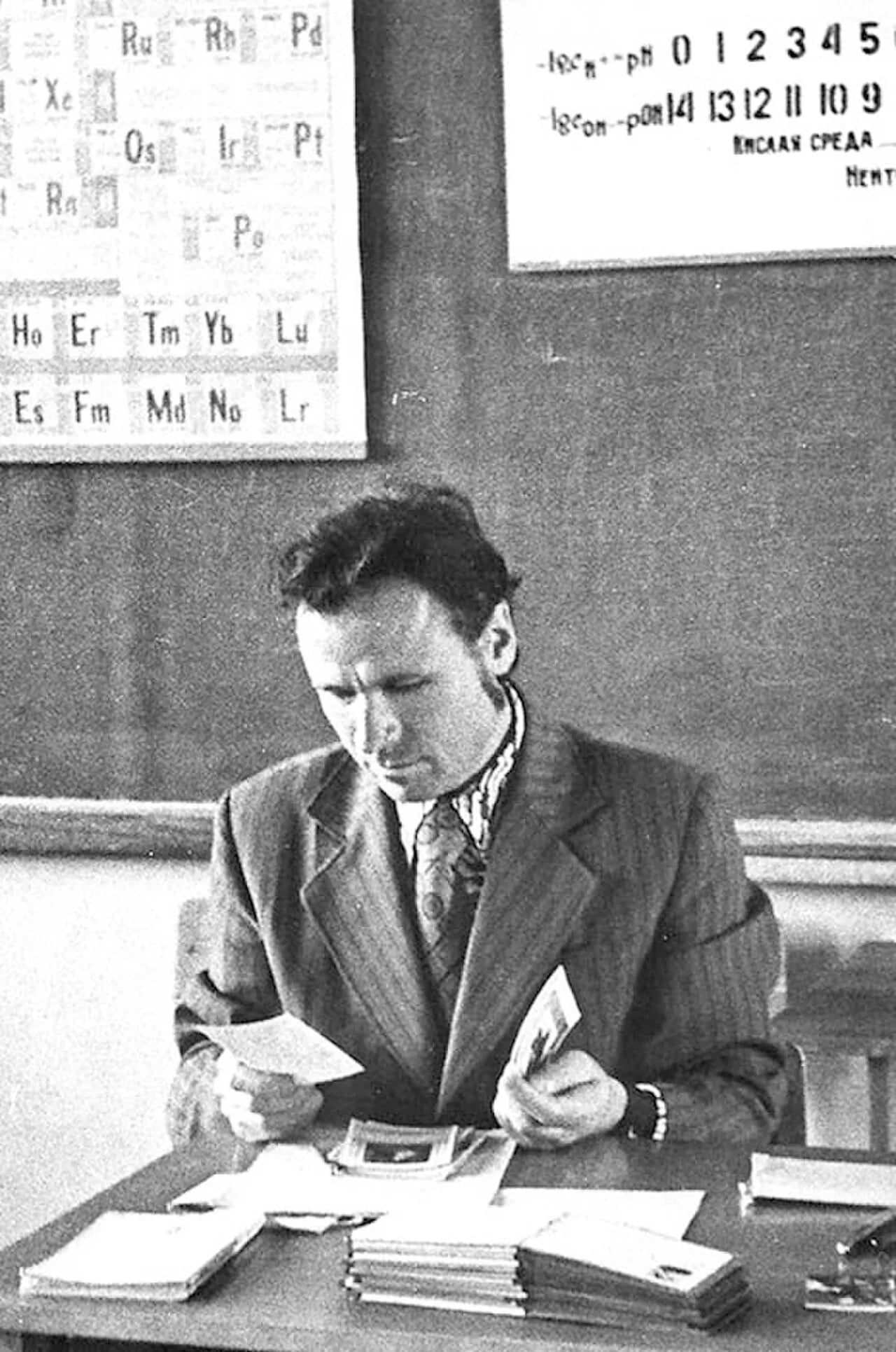 Portrait of Yury Polezhayev (1933–2001) – memorial page