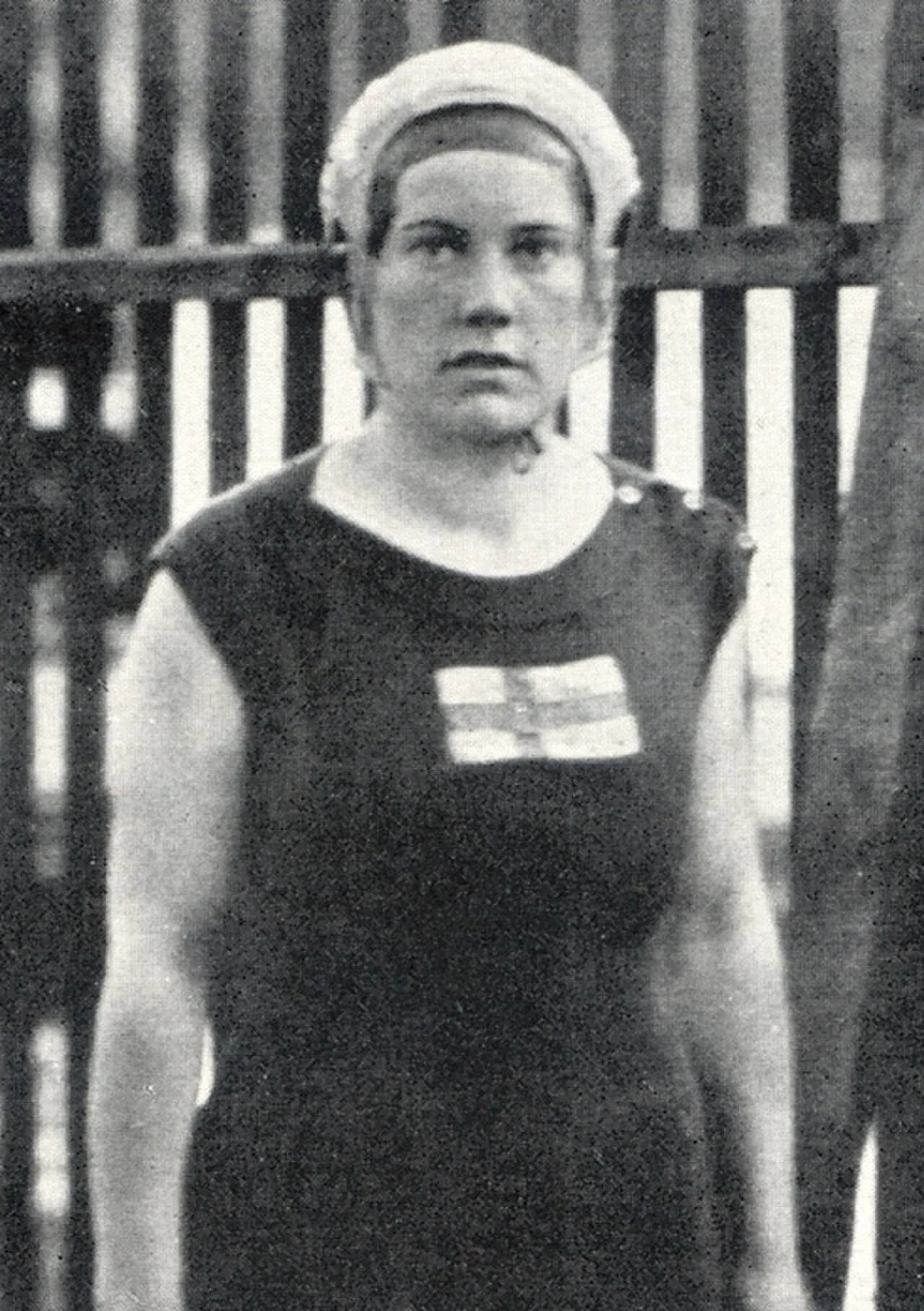 Portrait of Lisa Regnell (1887–1979) – memorial page