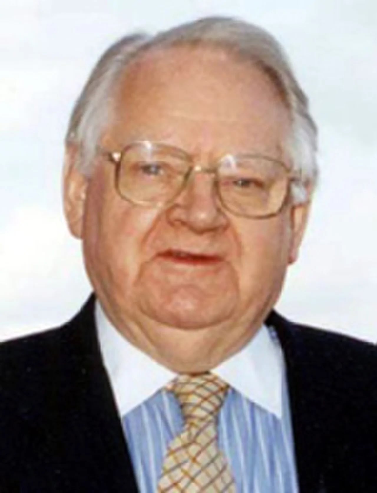 Portrait of Lawson Soulsby, Baron Soulsby of Swaffham Prior (1926–2017) – memorial page