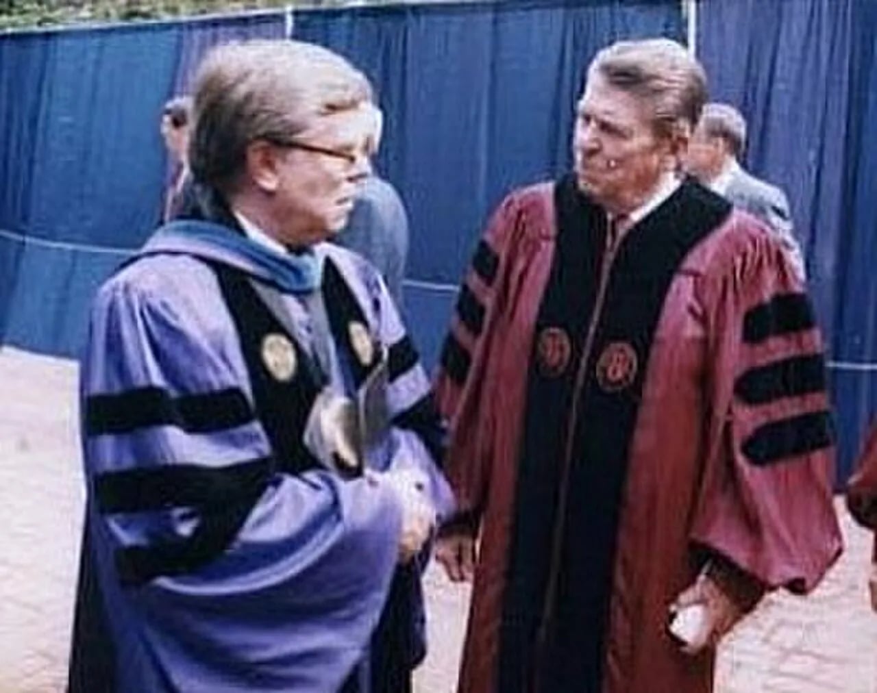 Porträt von James B. Holderman (1936–2021) – Gedenkseite