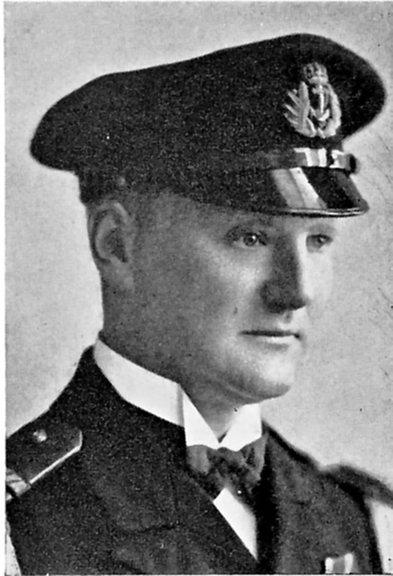 Portrait of Finn Lützow-Holm (1890–1950) – memorial page