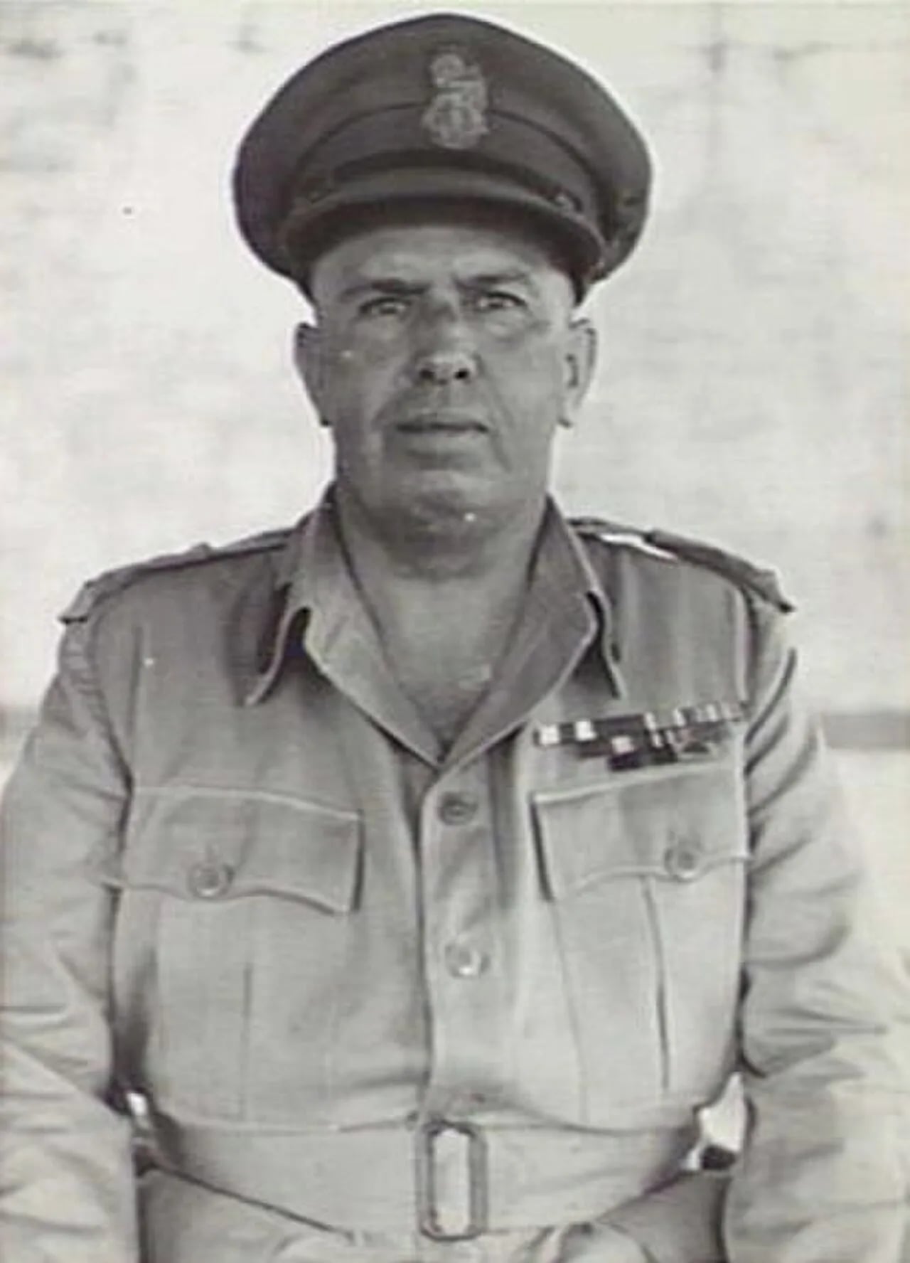 Portrait of W.C.D. Veale (1895–1971) – memorial page