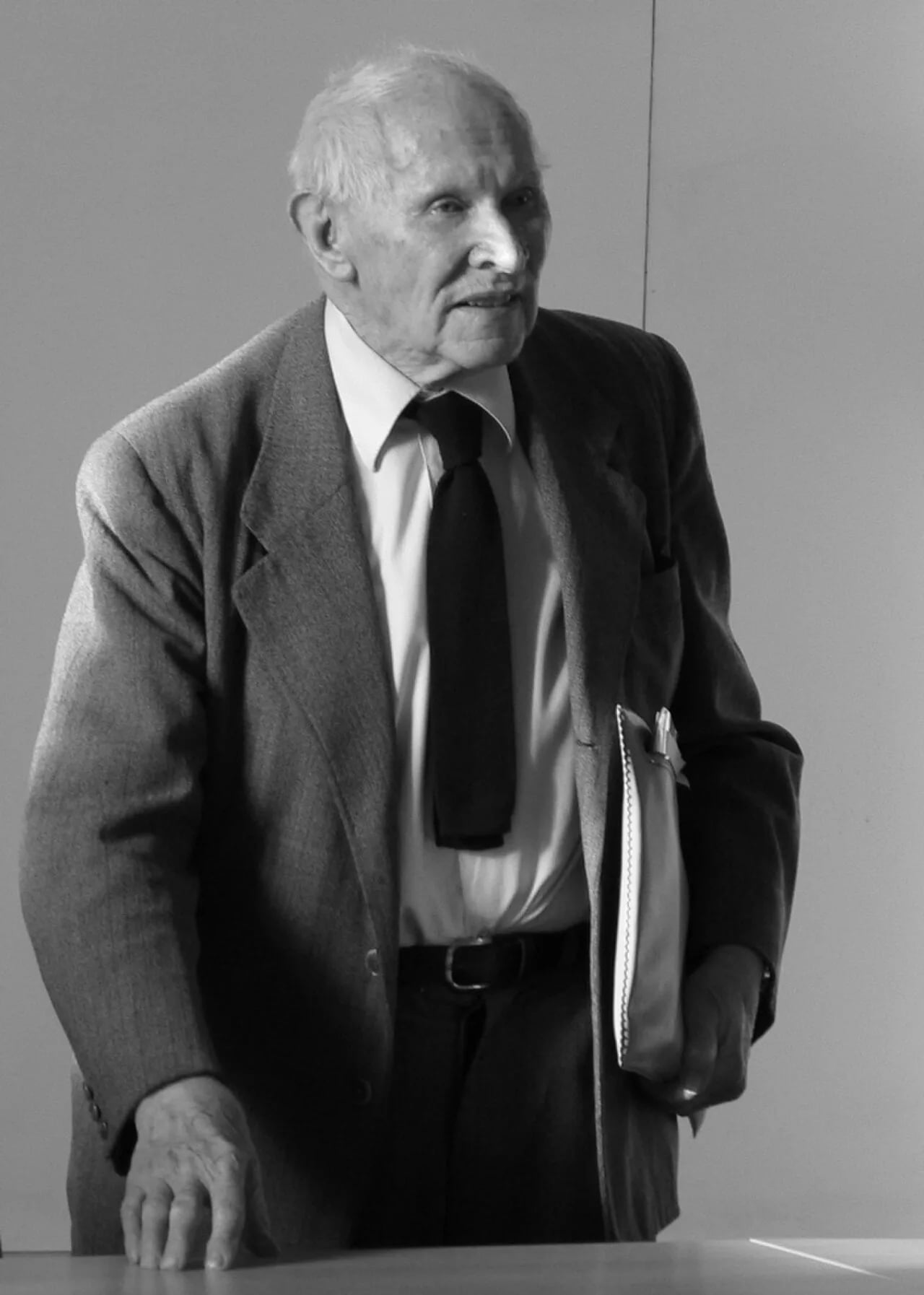 Portrait of Jan Šabršula (1918–2015) – memorial page