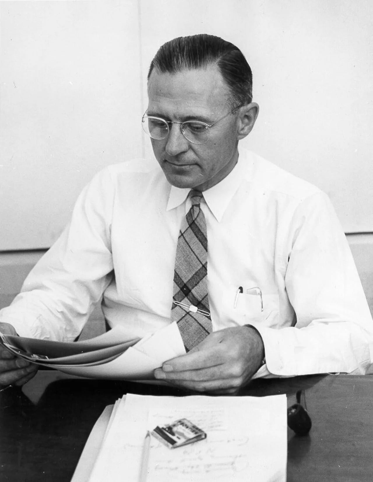 Portrait of Darol Froman (1906–1997) – memorial page