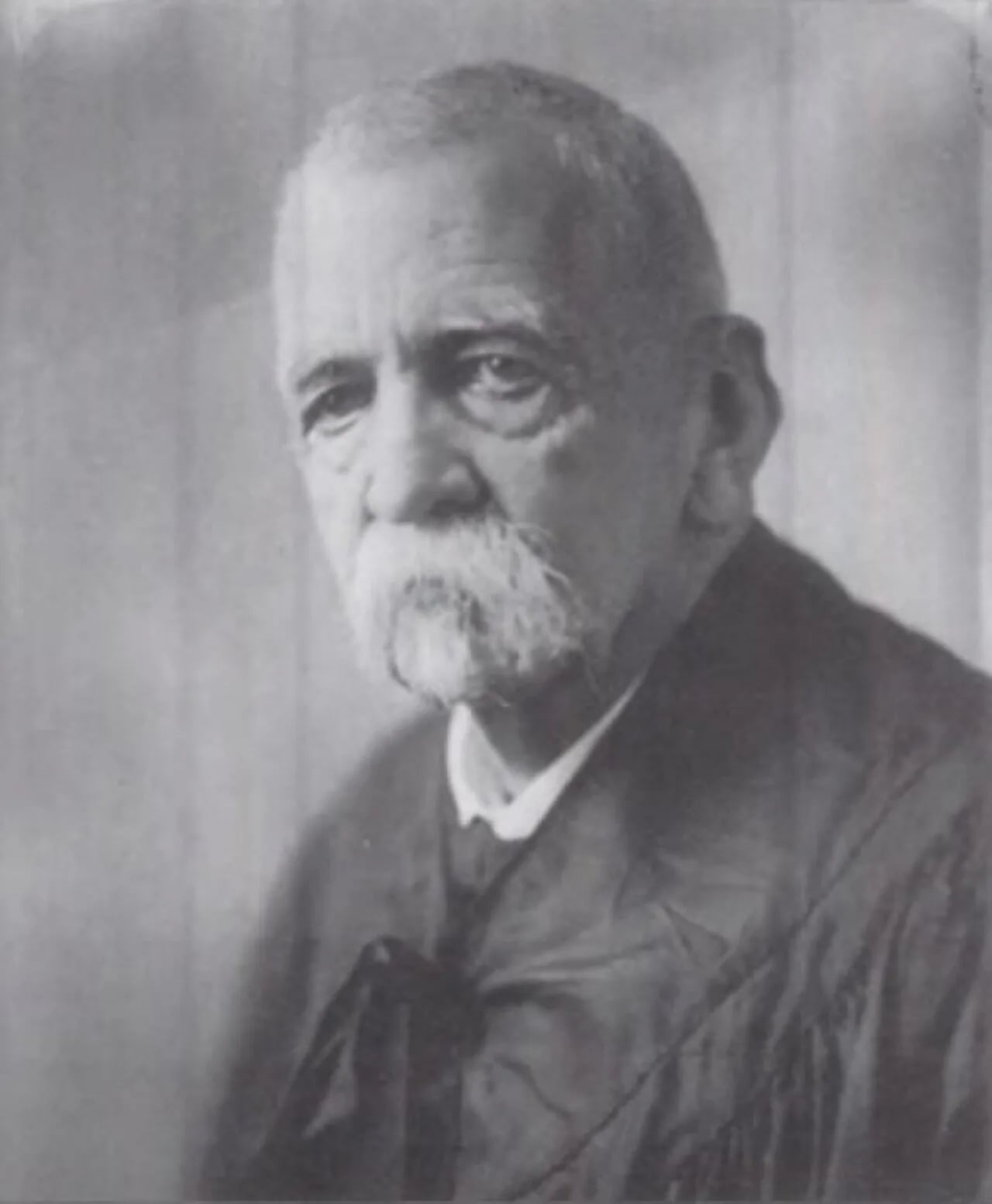 Portrait of Richard C. Watts (1853–1930) – memorial page