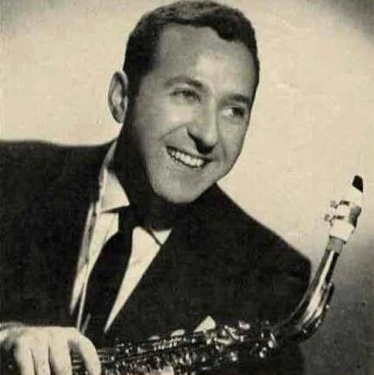 Portrait of Lenny Hambro (1923–1995) – memorial page