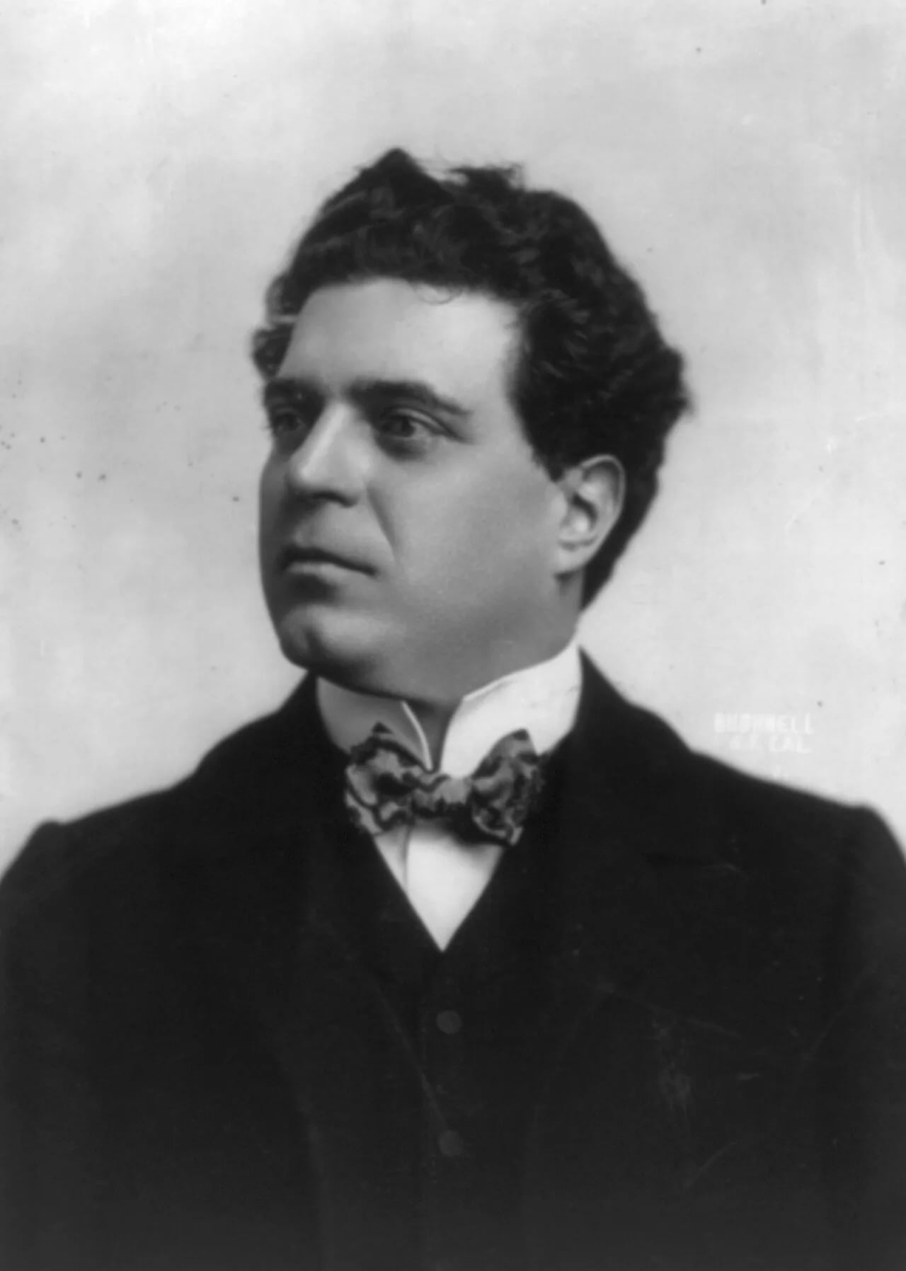 Porträt von Pietro Mascagni (1863–1945) – Gedenkseite