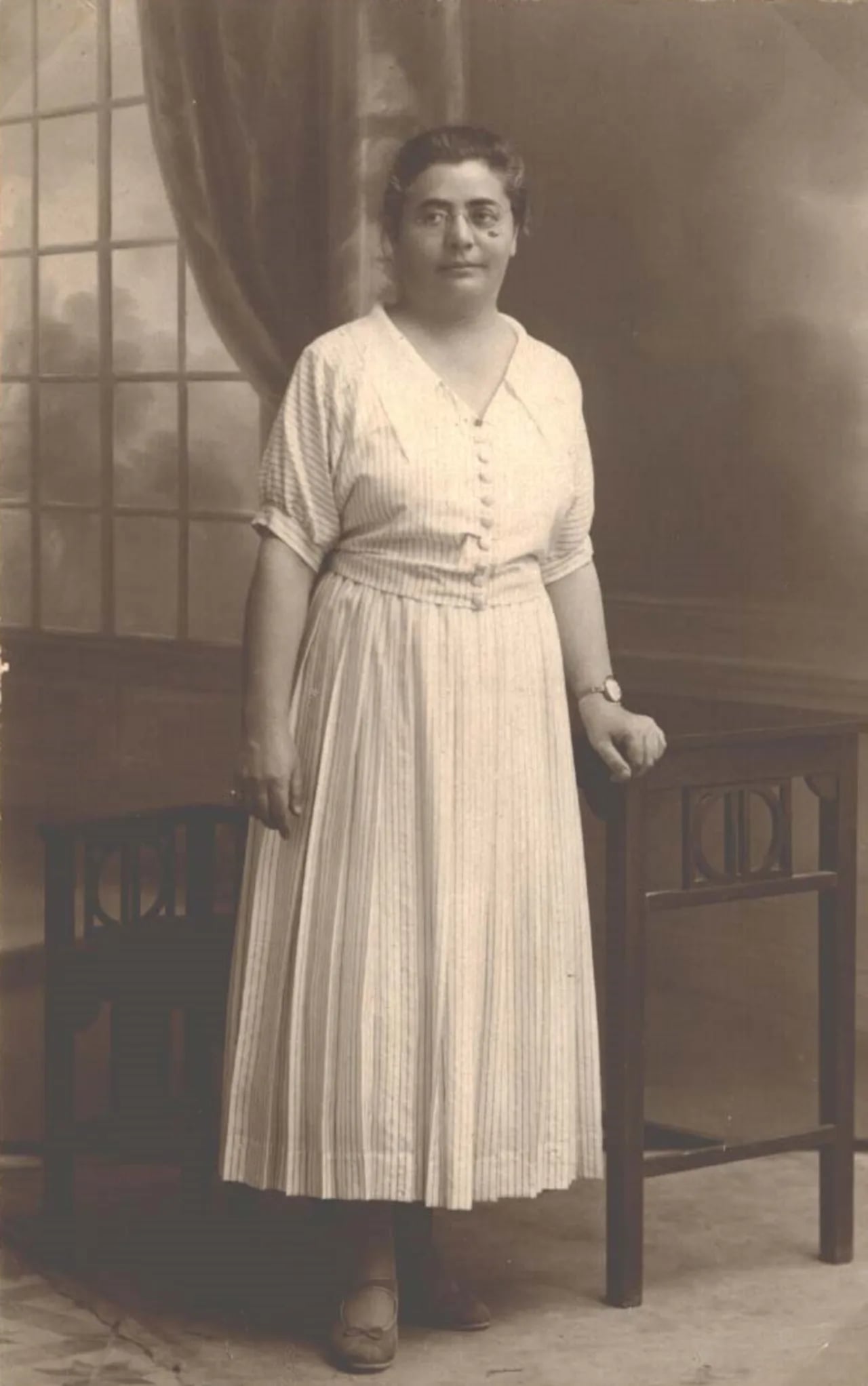 Portrait of Bat Sheva Yonis-Guttman (1880–1947) – memorial page