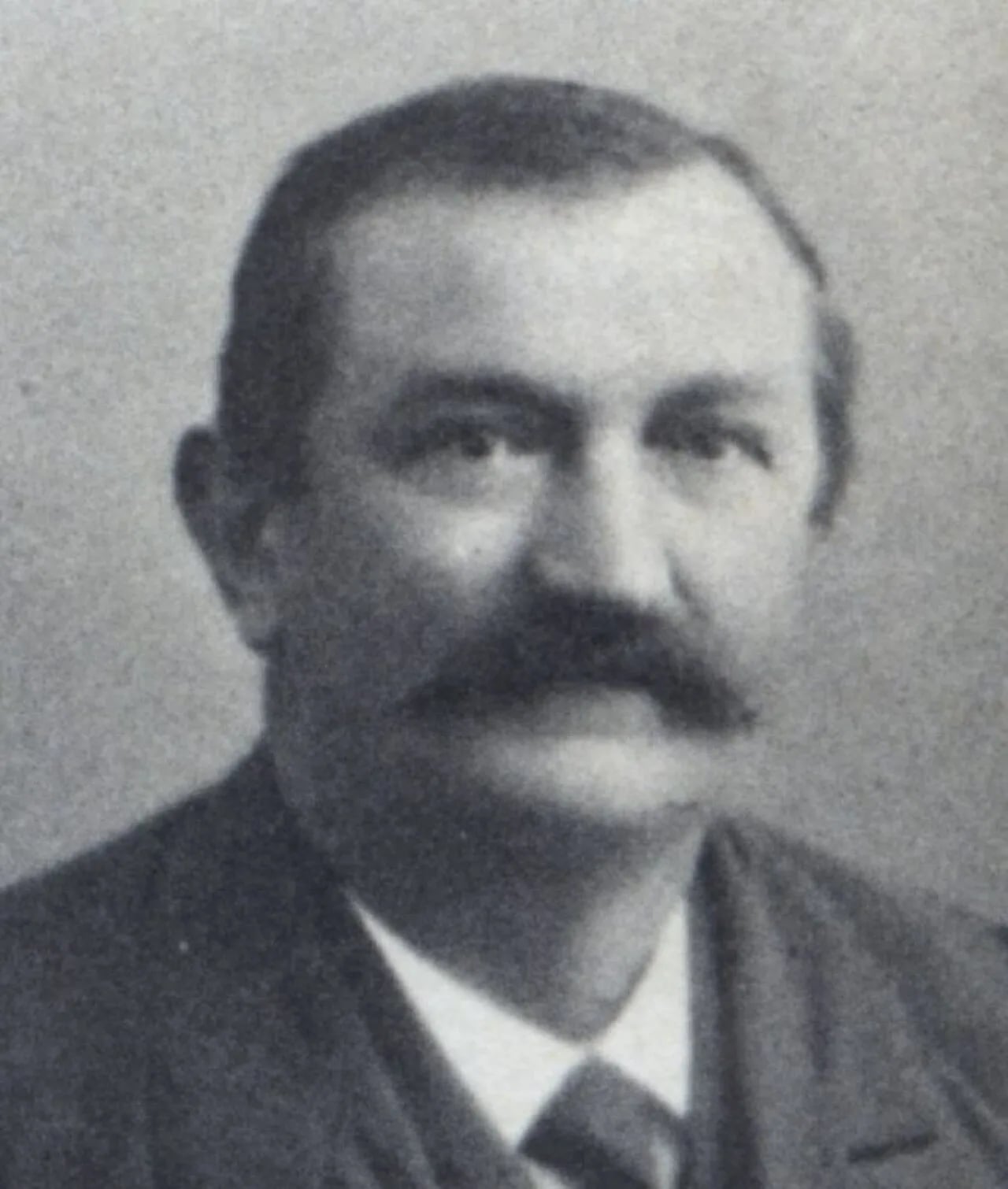 Porträt von Leonhard Niederlöhner (1854–1930) – Gedenkseite