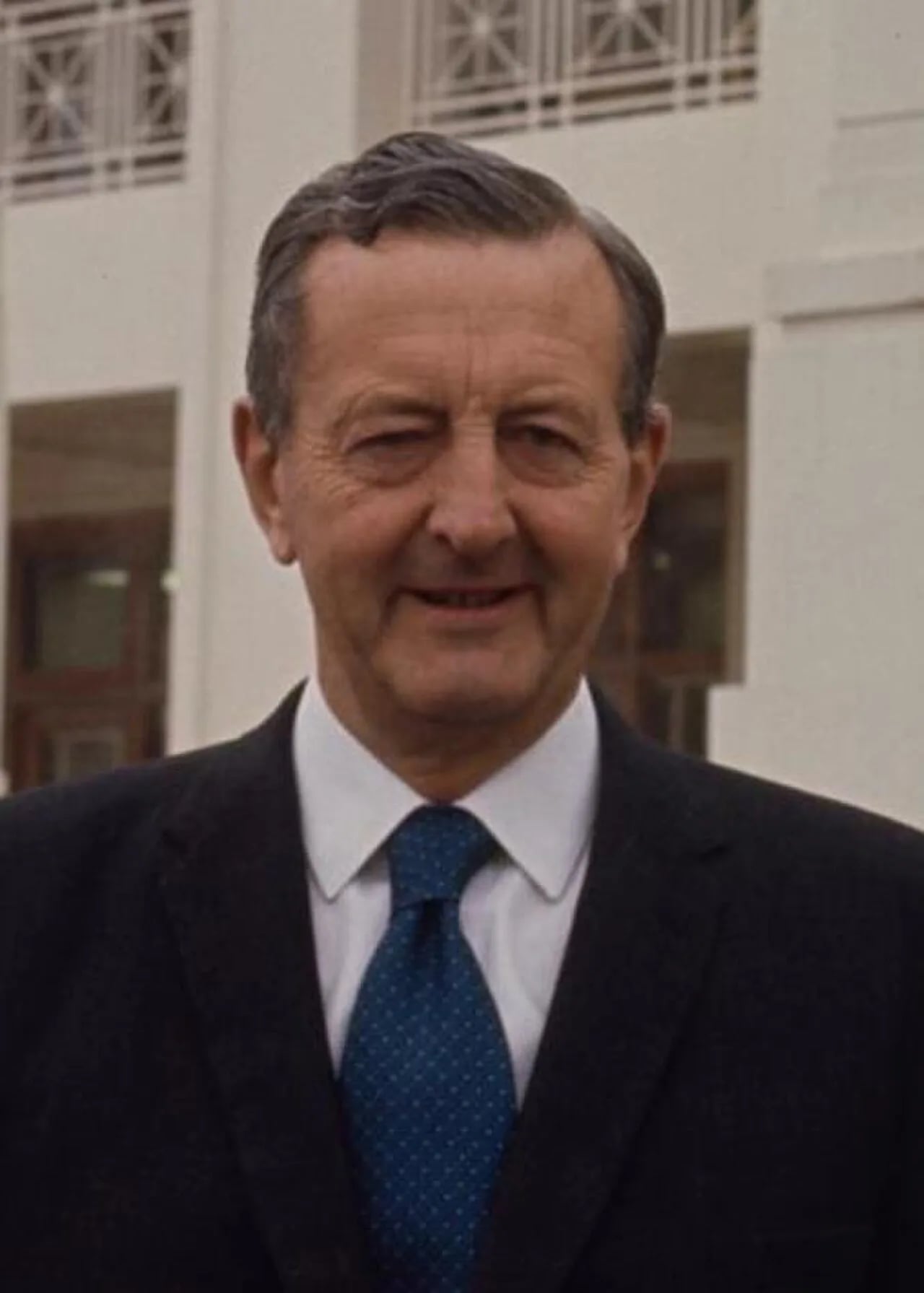 Porträt von Les Bury (1913–1986) – Gedenkseite