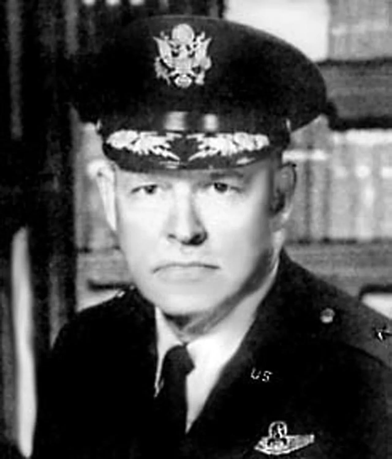 Portrait of Van N. Backman (1919–2015) – memorial page
