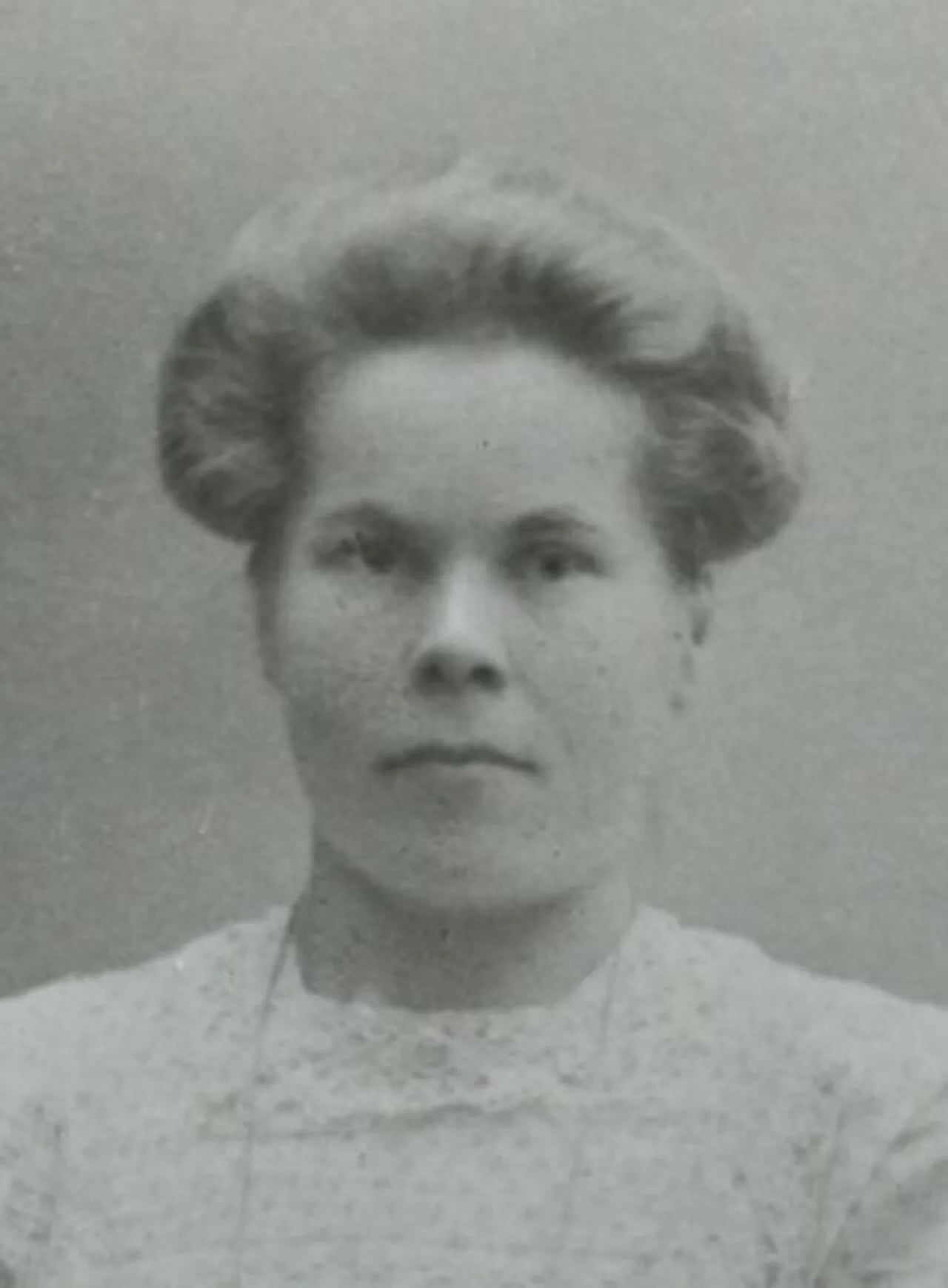 Porträt von Helena Vatanen (1871–1937) – Gedenkseite