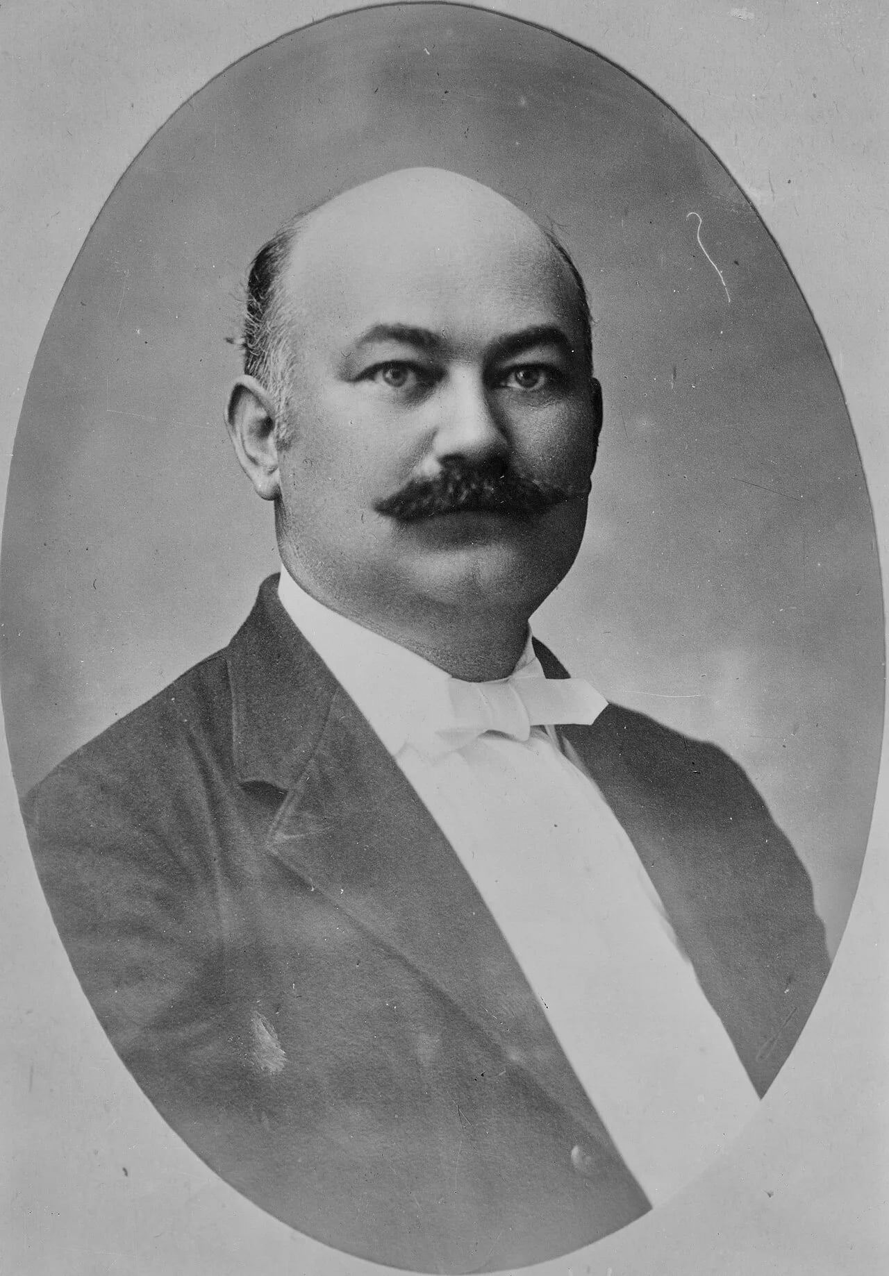 Portrait of Charles Henderson (1860–1937) – memorial page