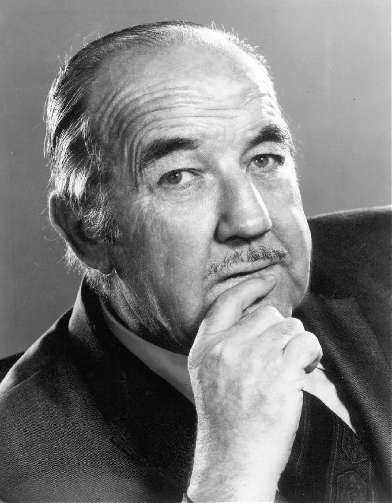 Portrait of Broderick Crawford (1911–1986) – memorial page