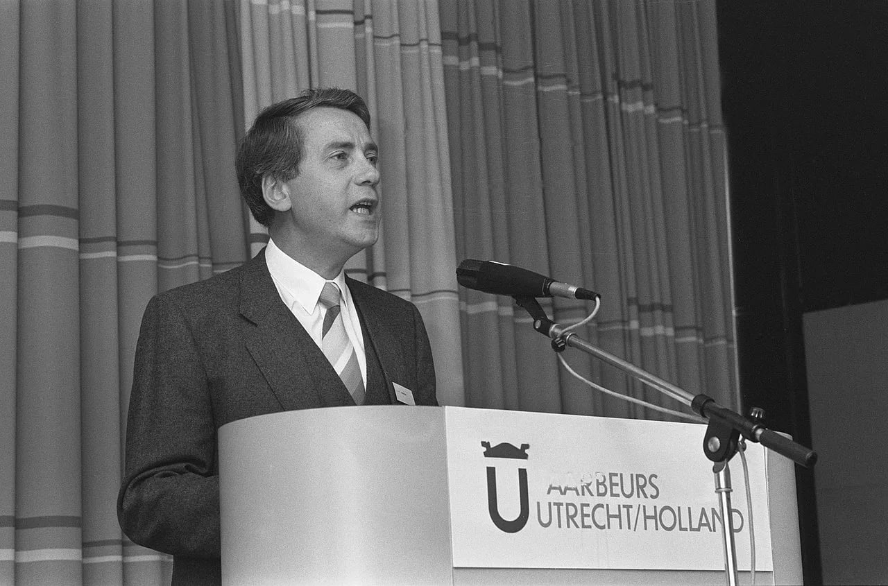 Portrait of Alis Koekkoek (1945–2005) – memorial page