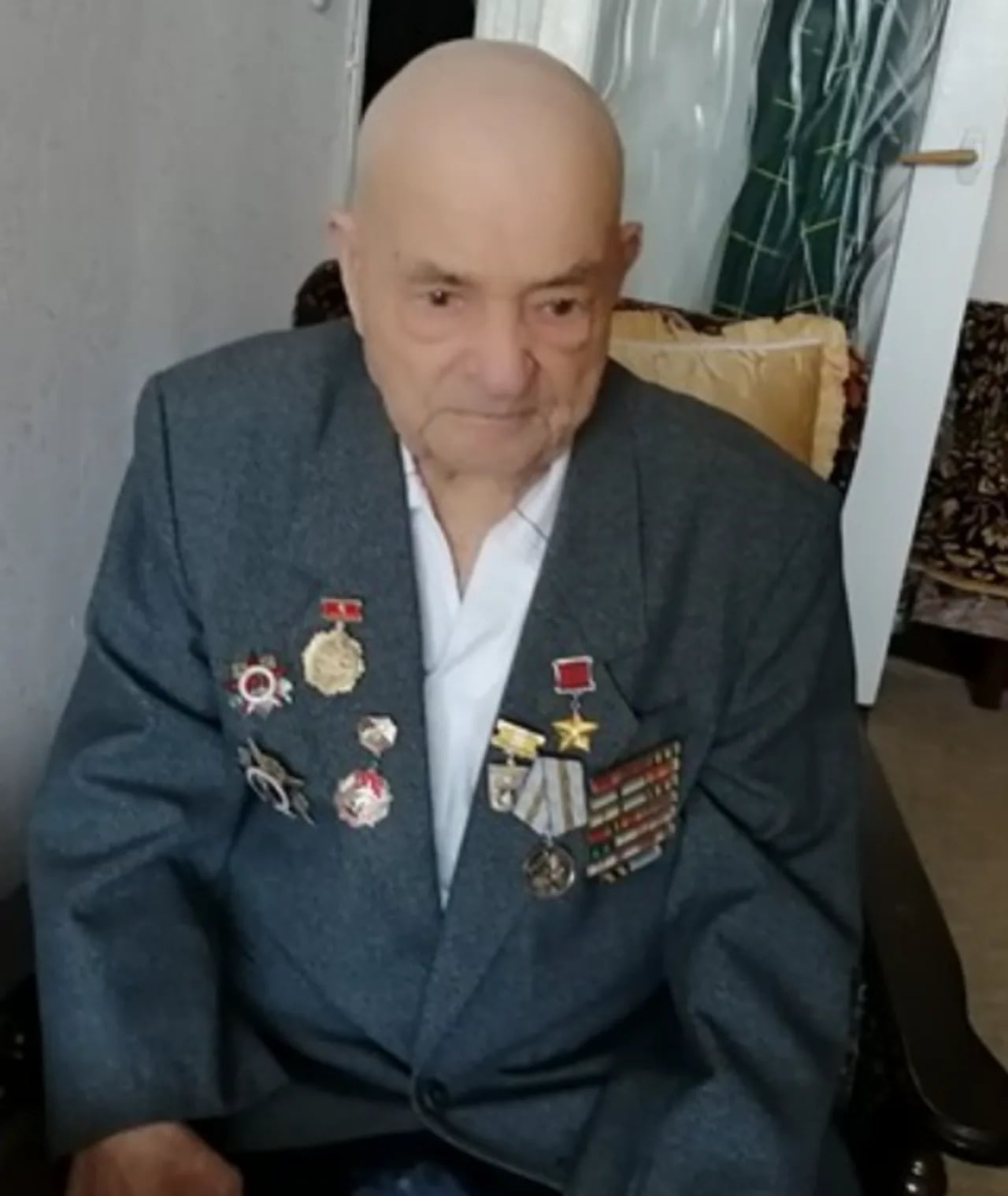 Portrait of Andrey Titenko (1918–2022) – memorial page